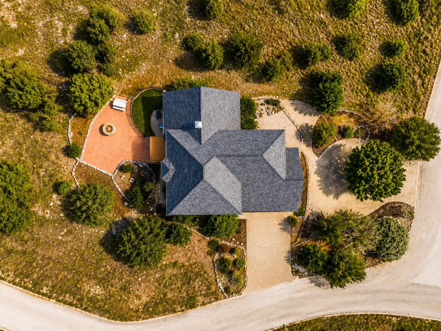 Single Family Residence For Sale in Palo Pinto County , 350 Castle Harbour Drive, Graford, Texas 76449, 4 Bedrooms, 3 Bathrooms, 2 Garage spaces, 2,989 Sqft, built in 2002, Price $756,000, mls#21283064, Real Estate Agent in Graford, Homes For Sale in Palo Pinto county, Homes For Sale in Graford, Realtor in Graford Texas, Real Estate Brokerage Independent Realty Texas, Luminita Cordes Realtor