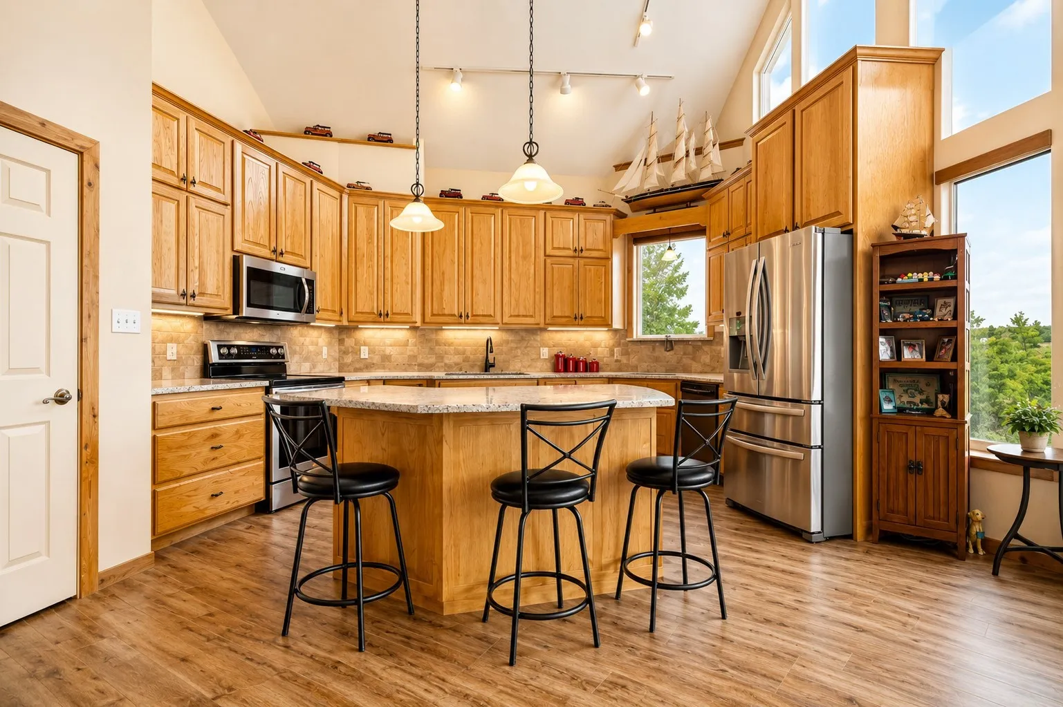 Single Family Residence For Sale in Palo Pinto County , 350 Castle Harbour Drive, Graford, Texas 76449, 4 Bedrooms, 3 Bathrooms, 2 Garage spaces, 2,989 Sqft, built in 2002, Price $756,000, mls#21283064, Real Estate Agent in Graford, Homes For Sale in Palo Pinto county, Homes For Sale in Graford, Realtor in Graford Texas, Real Estate Brokerage Independent Realty Texas, Luminita Cordes Realtor