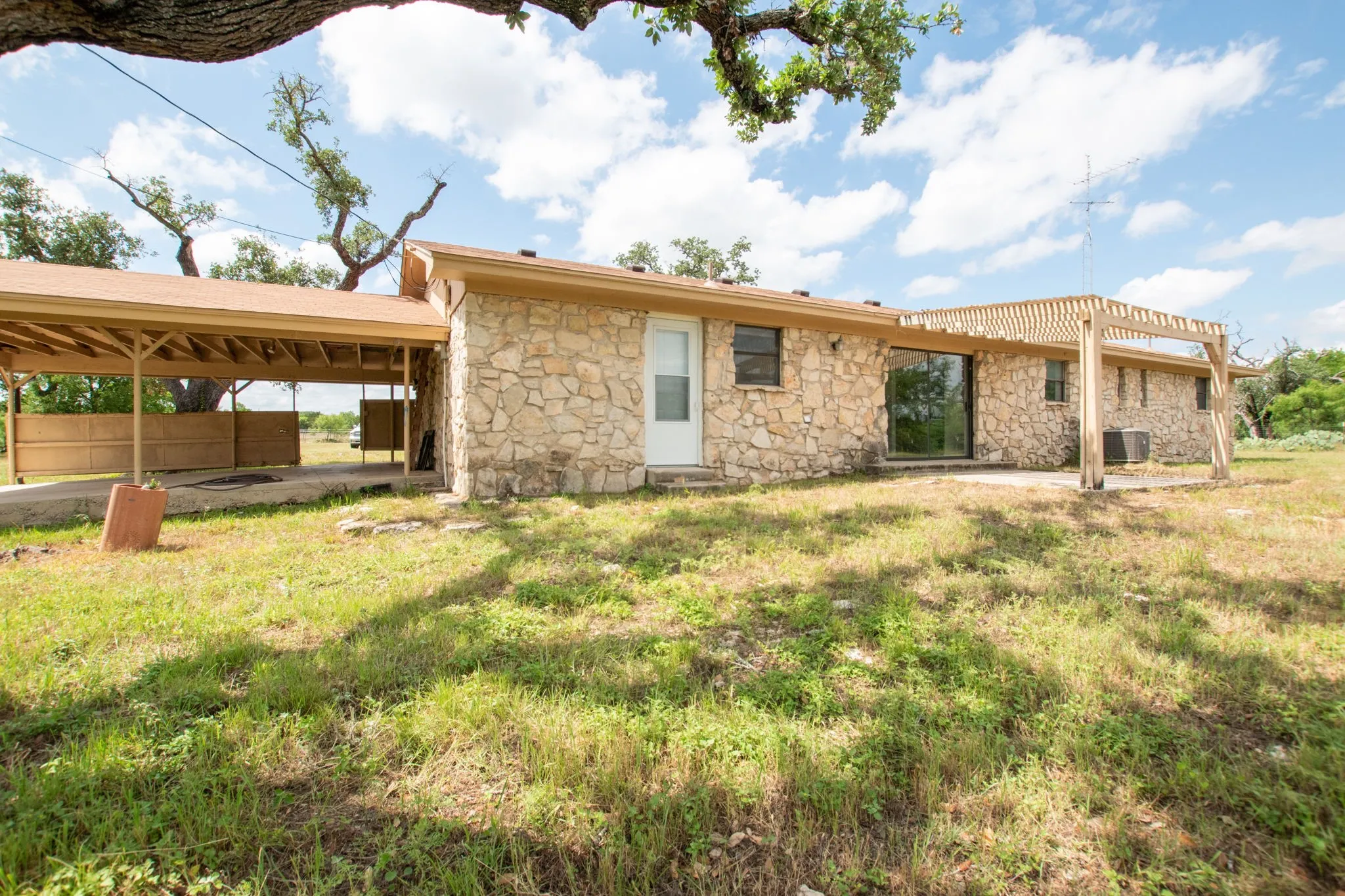 Ranch For Sale in Lampasas County , 11126 Fm 581 E, Lometa, Texas 76853, 0, 0, Garage spaces, 0 Sqft, built in 1978, Price $1,998,000, mls#21283068, Real Estate Agent in Lometa, Homes For Sale in Lampasas county, Homes For Sale in Lometa, Realtor in Lometa Texas, Real Estate Brokerage Independent Realty Texas, Luminita Cordes Realtor