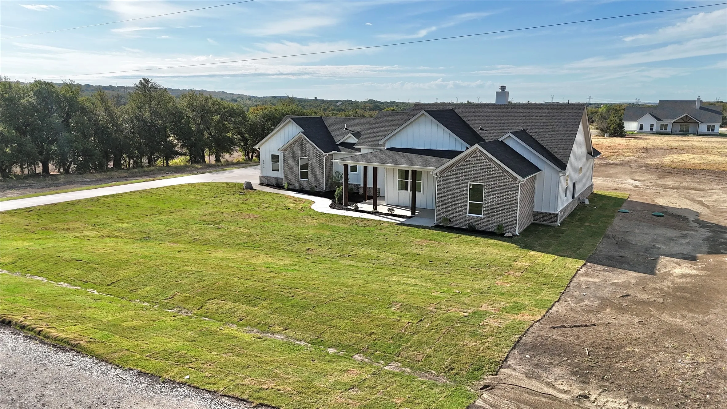 Single Family Residence For Sale in Parker County , 2016 Collin Street, Weatherford, Texas 76085, 3 Bedroom, 3 Bathroom, 3 Garage spaces, 1,874 Sqft, built in 2026, mls#21277350, Real Estate Agent in Weatherford, Homes For Sale in Parker county, Homes For Sale in Weatherford, Realtor in Weatherford Texas, Real Estate Brokerage Independent Realty Texas, Luminita Cordes Realtor