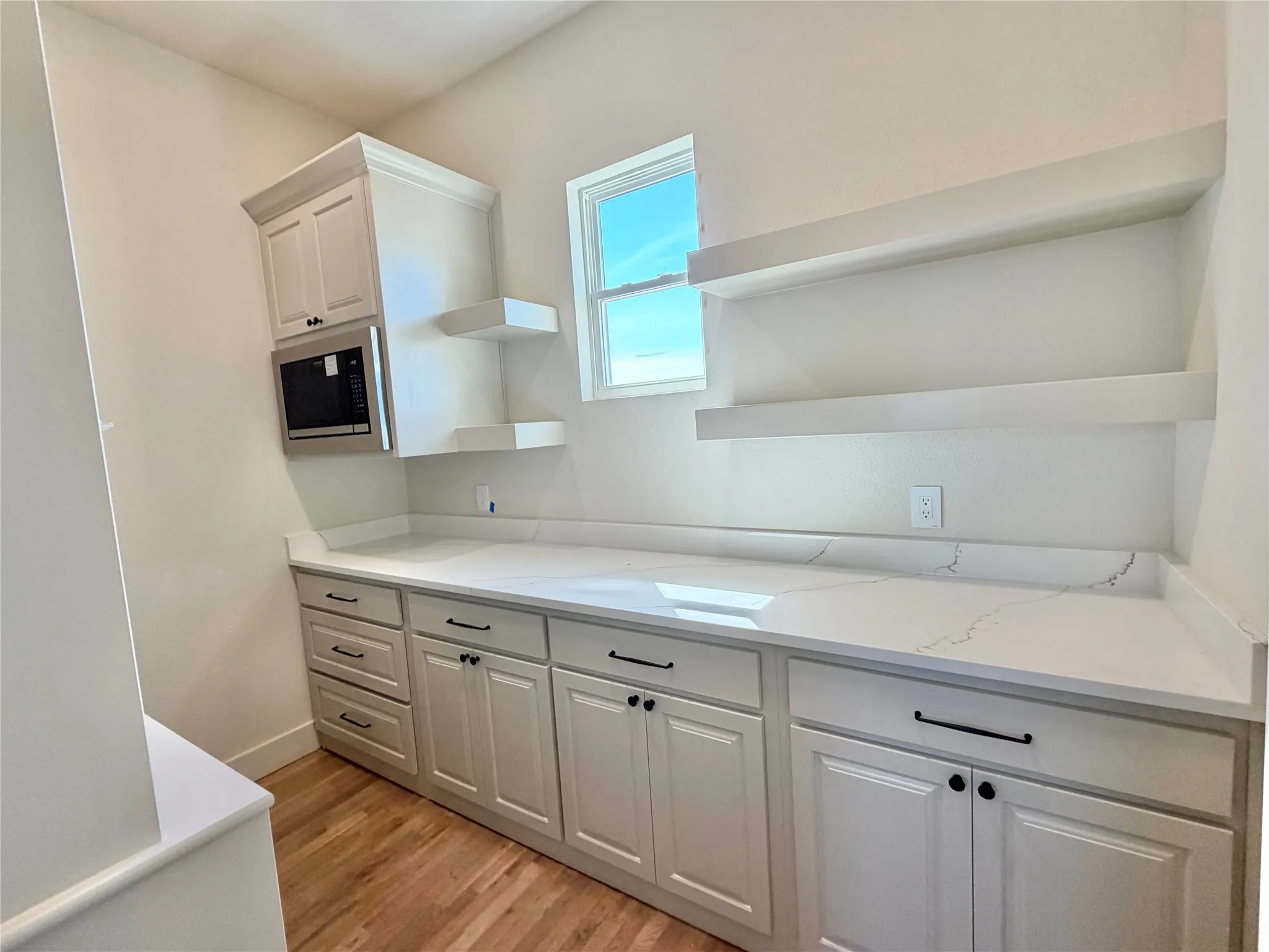 Single Family Residence For Sale in Parker County , 2016 Collin Street, Weatherford, Texas 76085, 3 Bedroom, 3 Bathroom, 3 Garage spaces, 1,874 Sqft, built in 2026, mls#21277350, Real Estate Agent in Weatherford, Homes For Sale in Parker county, Homes For Sale in Weatherford, Realtor in Weatherford Texas, Real Estate Brokerage Independent Realty Texas, Luminita Cordes Realtor