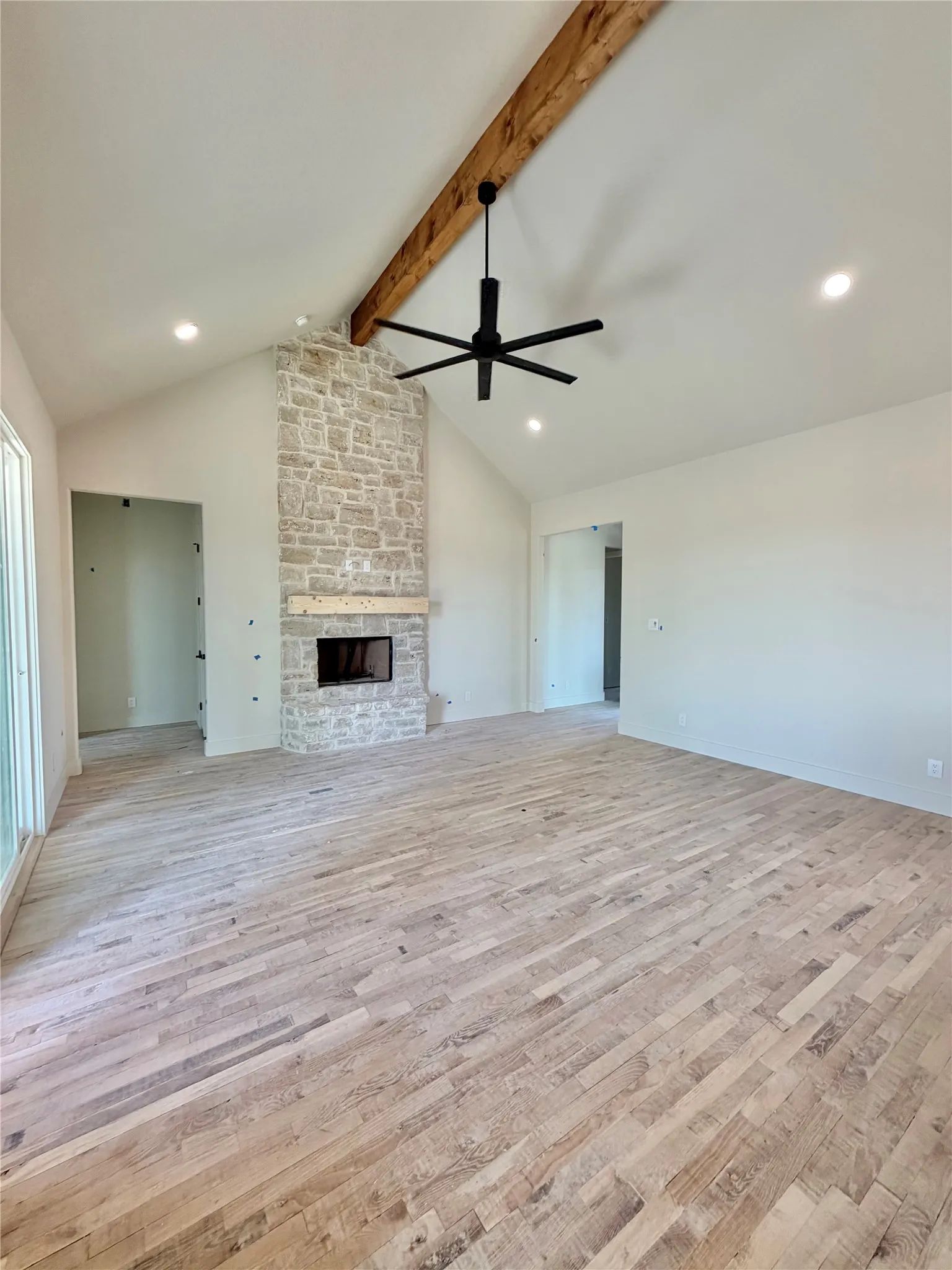 Single Family Residence For Sale in Parker County , 2016 Collin Street, Weatherford, Texas 76085, 3 Bedroom, 3 Bathroom, 3 Garage spaces, 1,874 Sqft, built in 2026, mls#21277350, Real Estate Agent in Weatherford, Homes For Sale in Parker county, Homes For Sale in Weatherford, Realtor in Weatherford Texas, Real Estate Brokerage Independent Realty Texas, Luminita Cordes Realtor