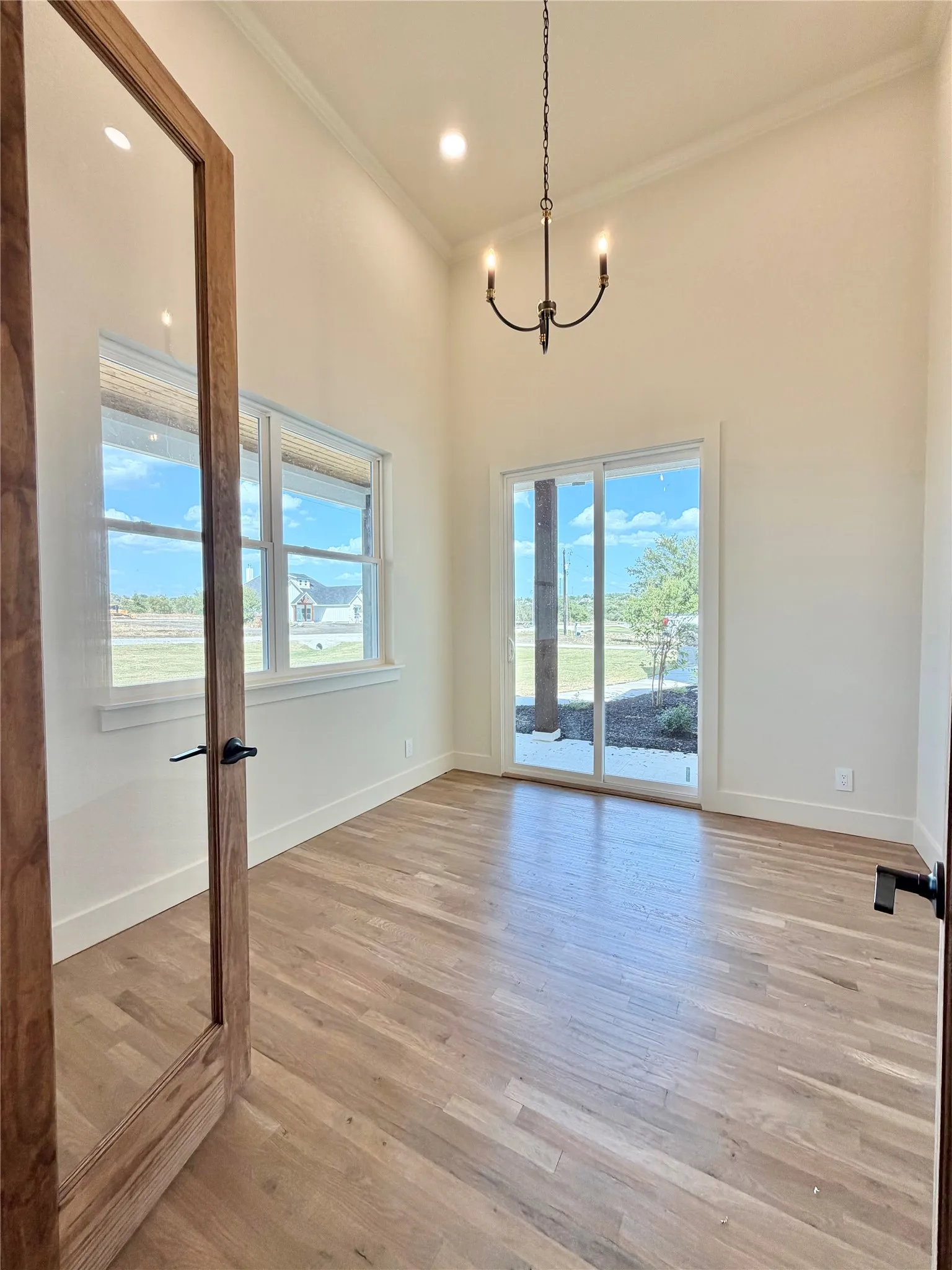 Single Family Residence For Sale in Parker County , 2016 Collin Street, Weatherford, Texas 76085, 3 Bedroom, 3 Bathroom, 3 Garage spaces, 1,874 Sqft, built in 2026, mls#21277350, Real Estate Agent in Weatherford, Homes For Sale in Parker county, Homes For Sale in Weatherford, Realtor in Weatherford Texas, Real Estate Brokerage Independent Realty Texas, Luminita Cordes Realtor