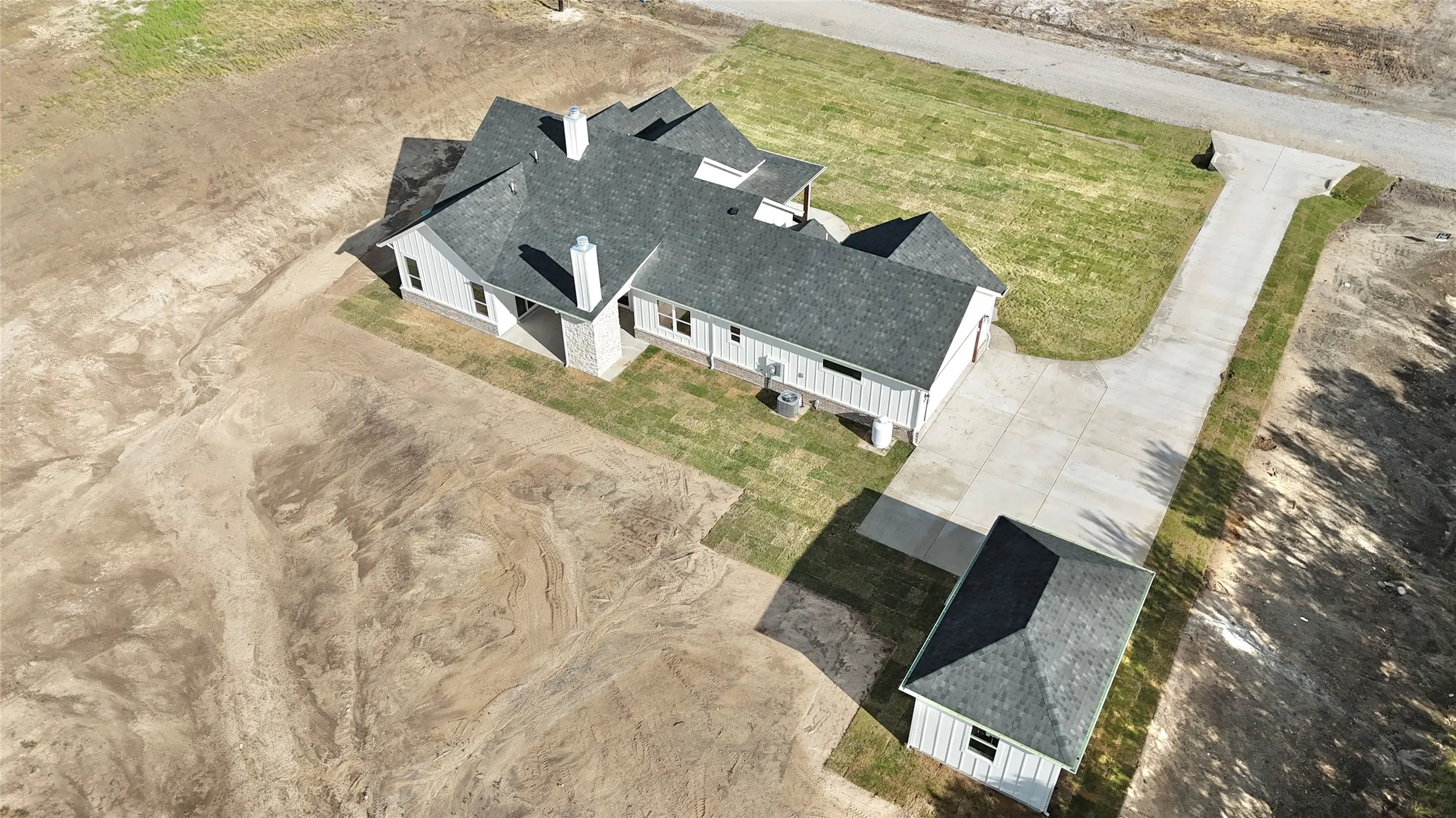 Single Family Residence For Sale in Parker County , 2016 Collin Street, Weatherford, Texas 76085, 3 Bedroom, 3 Bathroom, 3 Garage spaces, 1,874 Sqft, built in 2026, mls#21277350, Real Estate Agent in Weatherford, Homes For Sale in Parker county, Homes For Sale in Weatherford, Realtor in Weatherford Texas, Real Estate Brokerage Independent Realty Texas, Luminita Cordes Realtor