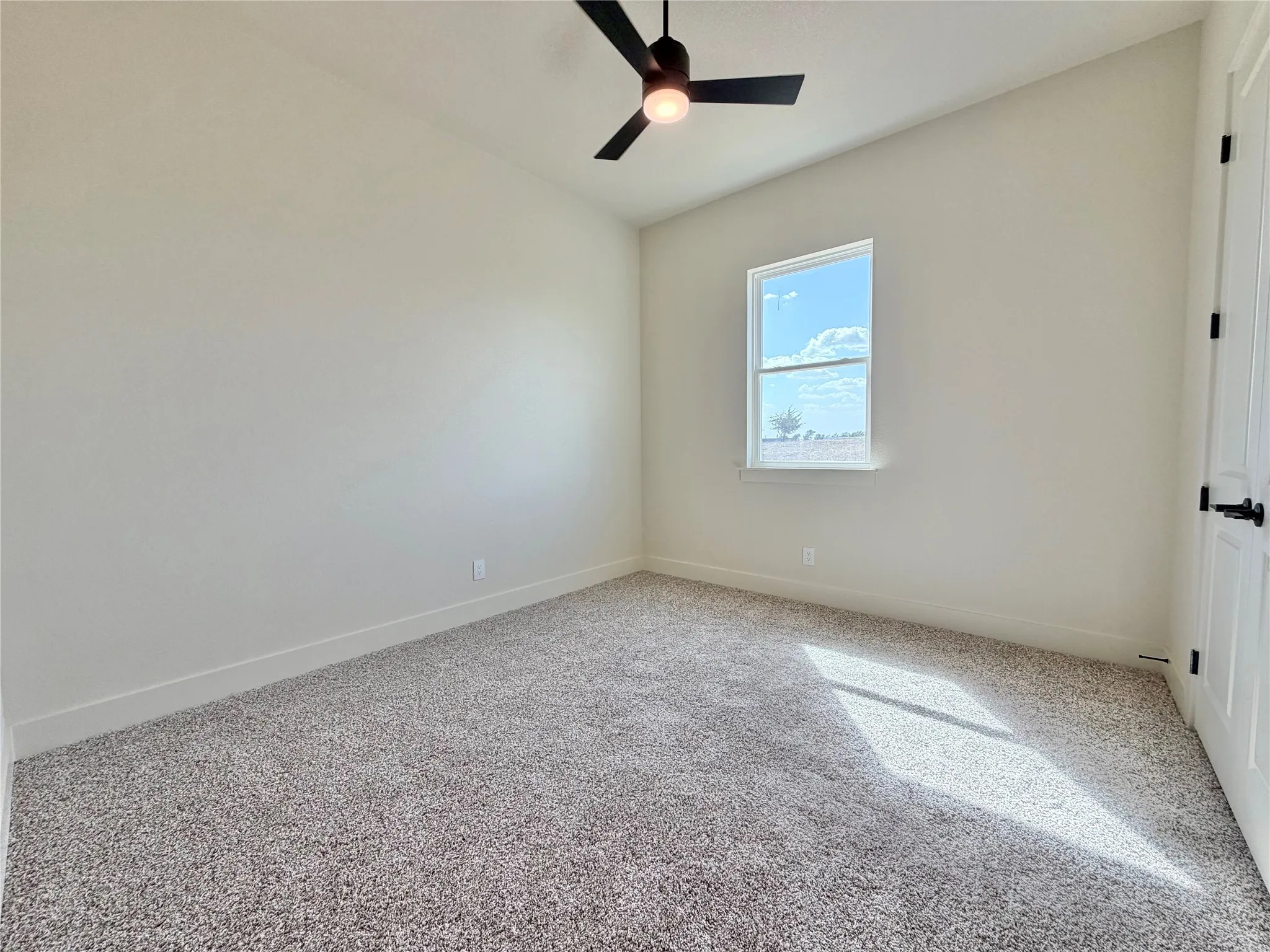 Single Family Residence For Sale in Parker County , 2016 Collin Street, Weatherford, Texas 76085, 3 Bedroom, 3 Bathroom, 3 Garage spaces, 1,874 Sqft, built in 2026, mls#21277350, Real Estate Agent in Weatherford, Homes For Sale in Parker county, Homes For Sale in Weatherford, Realtor in Weatherford Texas, Real Estate Brokerage Independent Realty Texas, Luminita Cordes Realtor