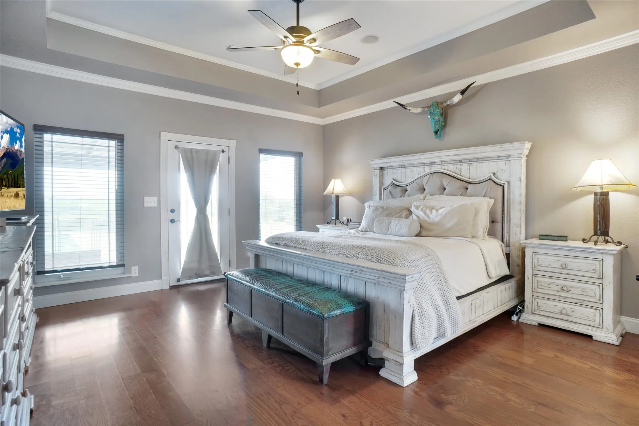 Farm For Sale in Denton County , 13340 John Day Road, Haslet, Texas 76052, 4 Bedroom, 5 Bathroom, 3 Garage spaces, 3,666 Sqft, built in 2007, mls#21283074, Real Estate Agent in Haslet, Homes For Sale in Denton county, Homes For Sale in Haslet, Realtor in Haslet Texas, Real Estate Brokerage Independent Realty Texas, Luminita Cordes Realtor
