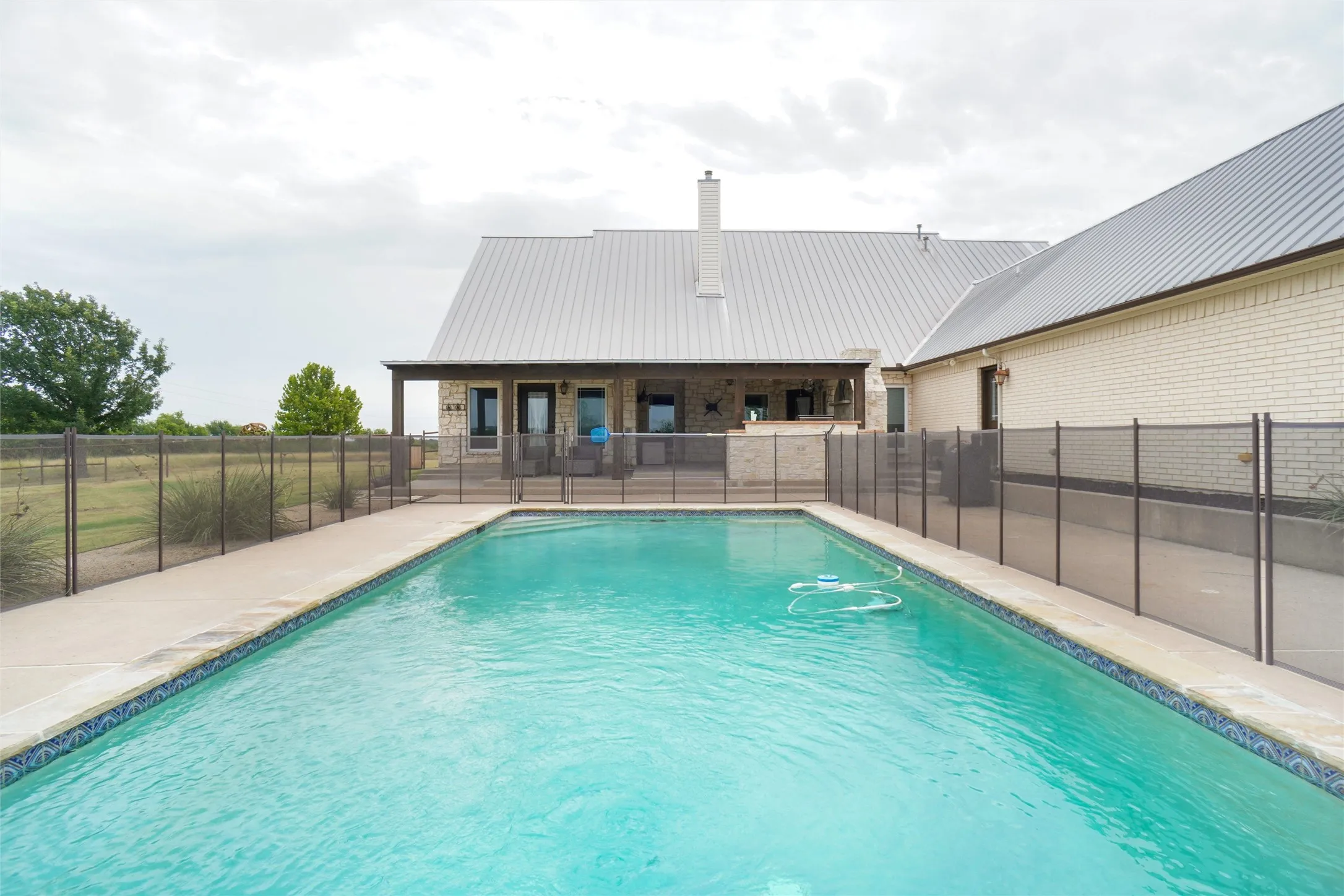 Farm For Sale in Denton County , 13340 John Day Road, Haslet, Texas 76052, 4 Bedroom, 5 Bathroom, 3 Garage spaces, 3,666 Sqft, built in 2007, mls#21283074, Real Estate Agent in Haslet, Homes For Sale in Denton county, Homes For Sale in Haslet, Realtor in Haslet Texas, Real Estate Brokerage Independent Realty Texas, Luminita Cordes Realtor
