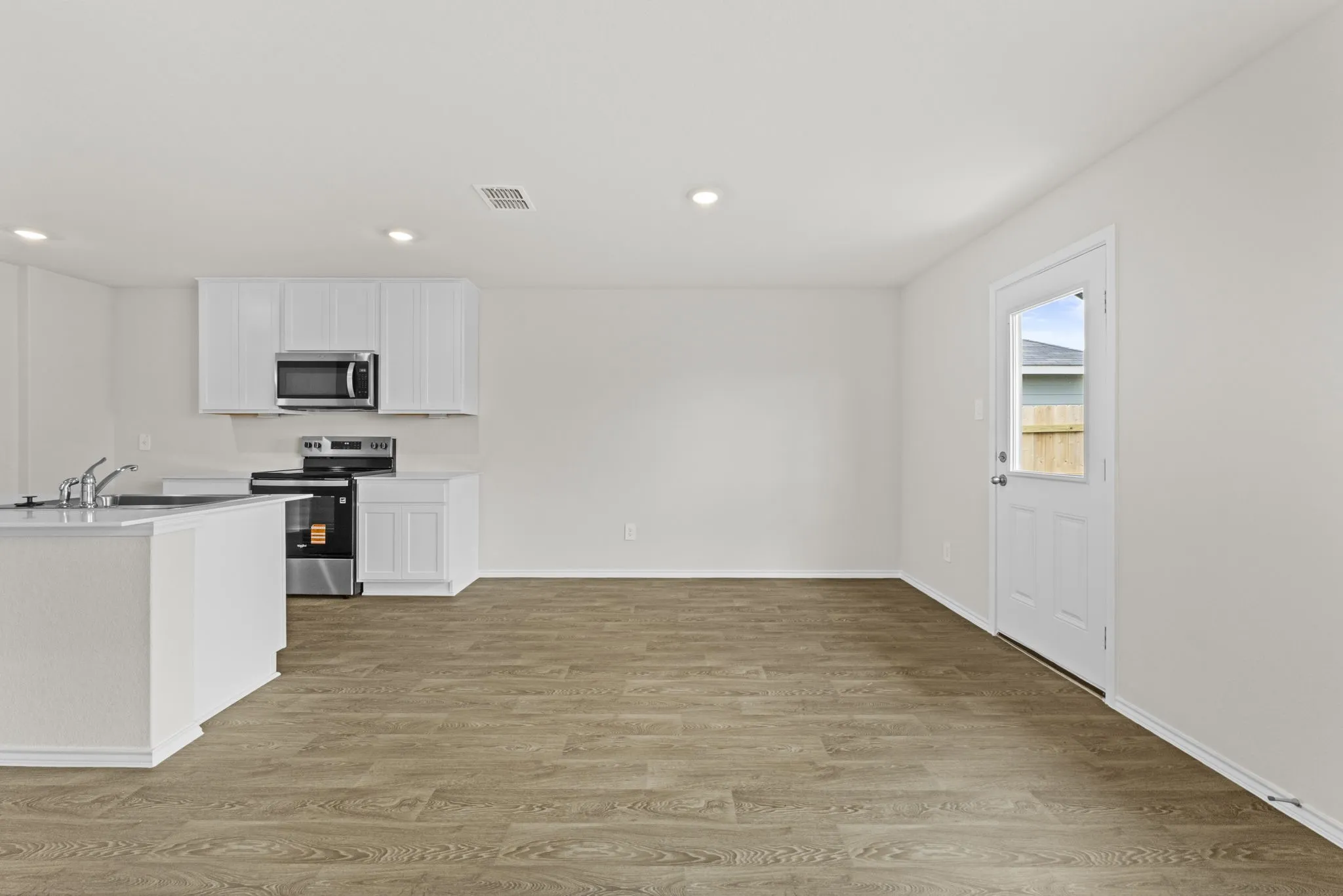Single Family Residence For Sale in Guadalupe County , 1018 Bold Run, Seguin, Texas 78155, 4 Bedrooms, 2 Bathrooms, 2 Garage spaces, 1,647 Sqft, built in 2025, Price $274,500, mls#21283099, Real Estate Agent in Seguin, Homes For Sale in Guadalupe county, Homes For Sale in Seguin, Realtor in Seguin Texas, Real Estate Brokerage Independent Realty Texas, Luminita Cordes Realtor