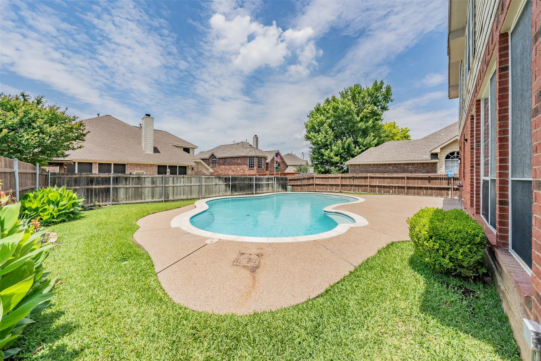 Single Family Residence For Sale in Tarrant County , 5509 Mt Mckinley Road, Fort Worth, Texas 76137, 4 Bedroom, 3 Bathroom, 2 Garage spaces, 2,739 Sqft, built in 1996, mls#21283096, Real Estate Agent in Fort Worth, Homes For Sale in Tarrant county, Homes For Sale in Fort Worth, Realtor in Fort Worth Texas, Real Estate Brokerage Independent Realty Texas, Luminita Cordes Realtor