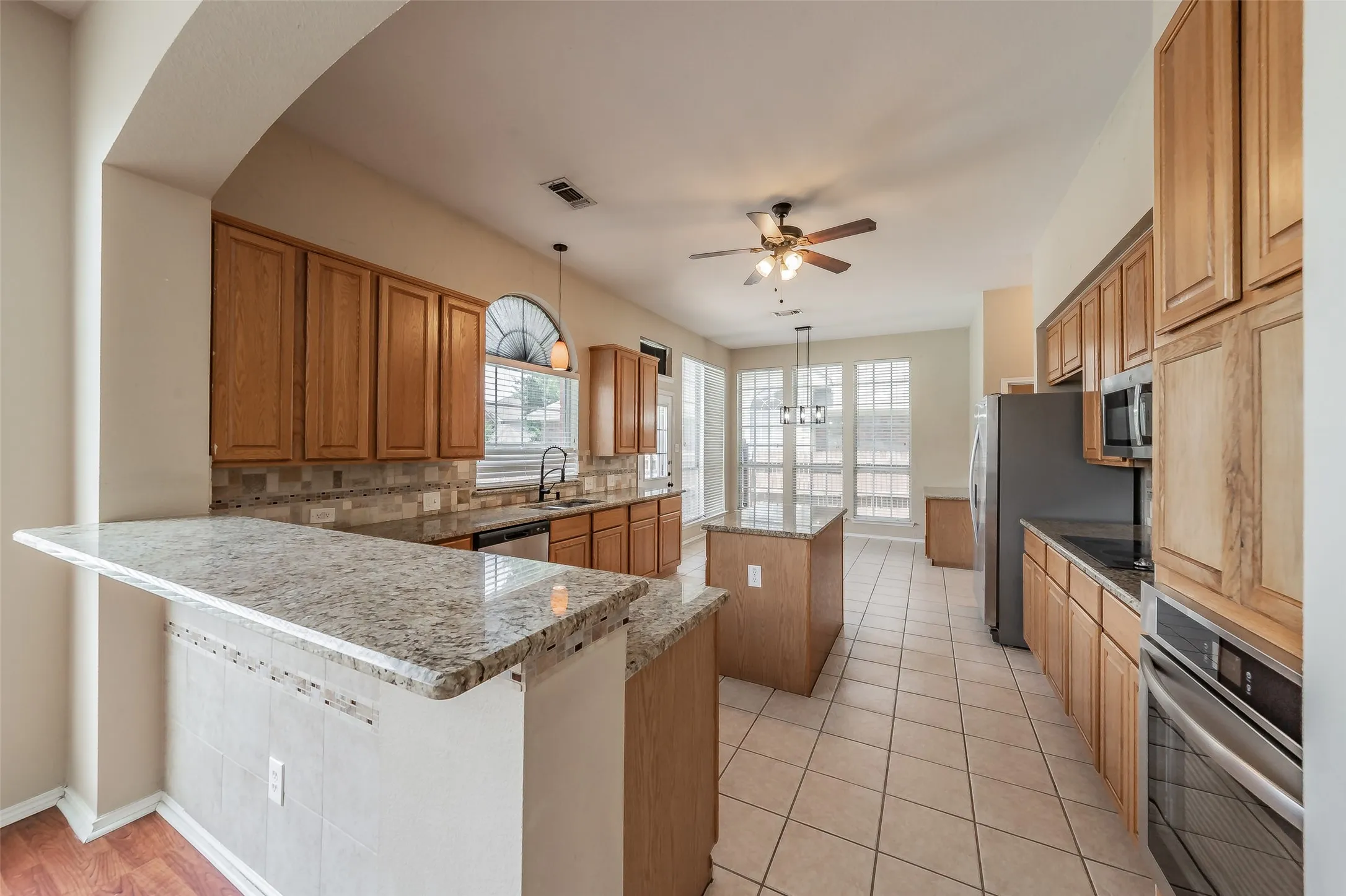 Single Family Residence For Sale in Tarrant County , 5509 Mt Mckinley Road, Fort Worth, Texas 76137, 4 Bedroom, 3 Bathroom, 2 Garage spaces, 2,739 Sqft, built in 1996, mls#21283096, Real Estate Agent in Fort Worth, Homes For Sale in Tarrant county, Homes For Sale in Fort Worth, Realtor in Fort Worth Texas, Real Estate Brokerage Independent Realty Texas, Luminita Cordes Realtor