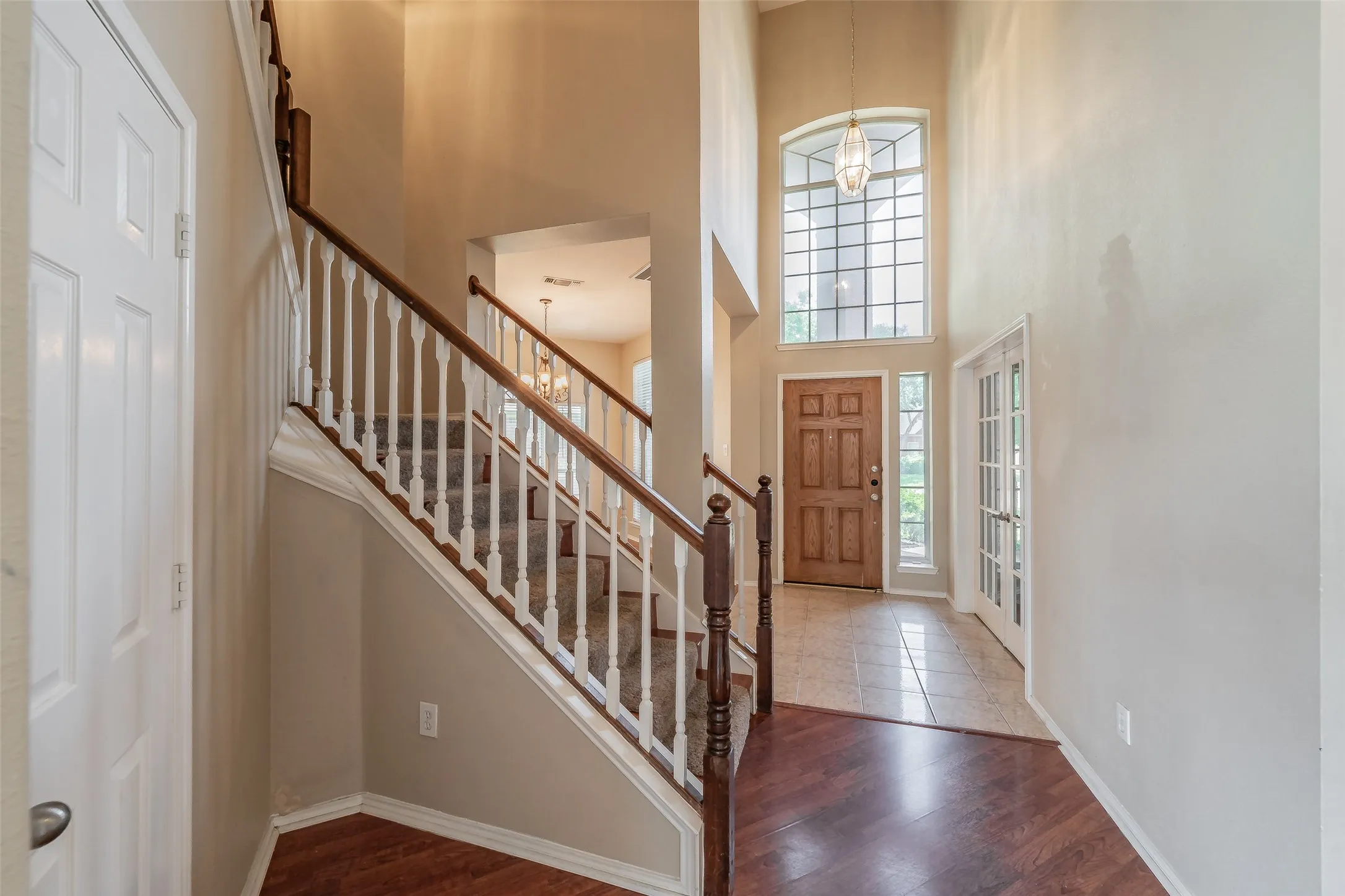 Single Family Residence For Sale in Tarrant County , 5509 Mt Mckinley Road, Fort Worth, Texas 76137, 4 Bedroom, 3 Bathroom, 2 Garage spaces, 2,739 Sqft, built in 1996, mls#21283096, Real Estate Agent in Fort Worth, Homes For Sale in Tarrant county, Homes For Sale in Fort Worth, Realtor in Fort Worth Texas, Real Estate Brokerage Independent Realty Texas, Luminita Cordes Realtor
