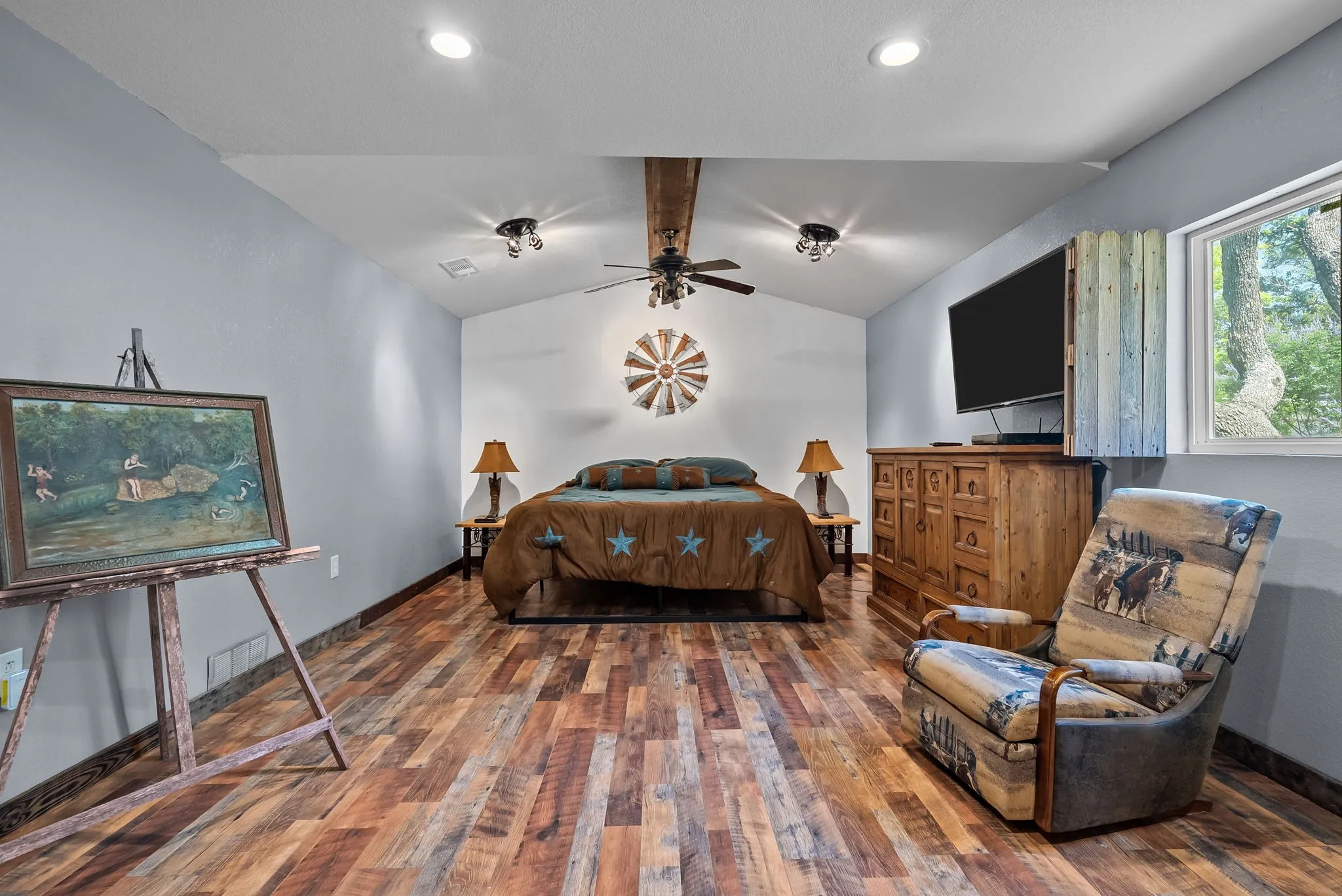 Primary bedroom 1