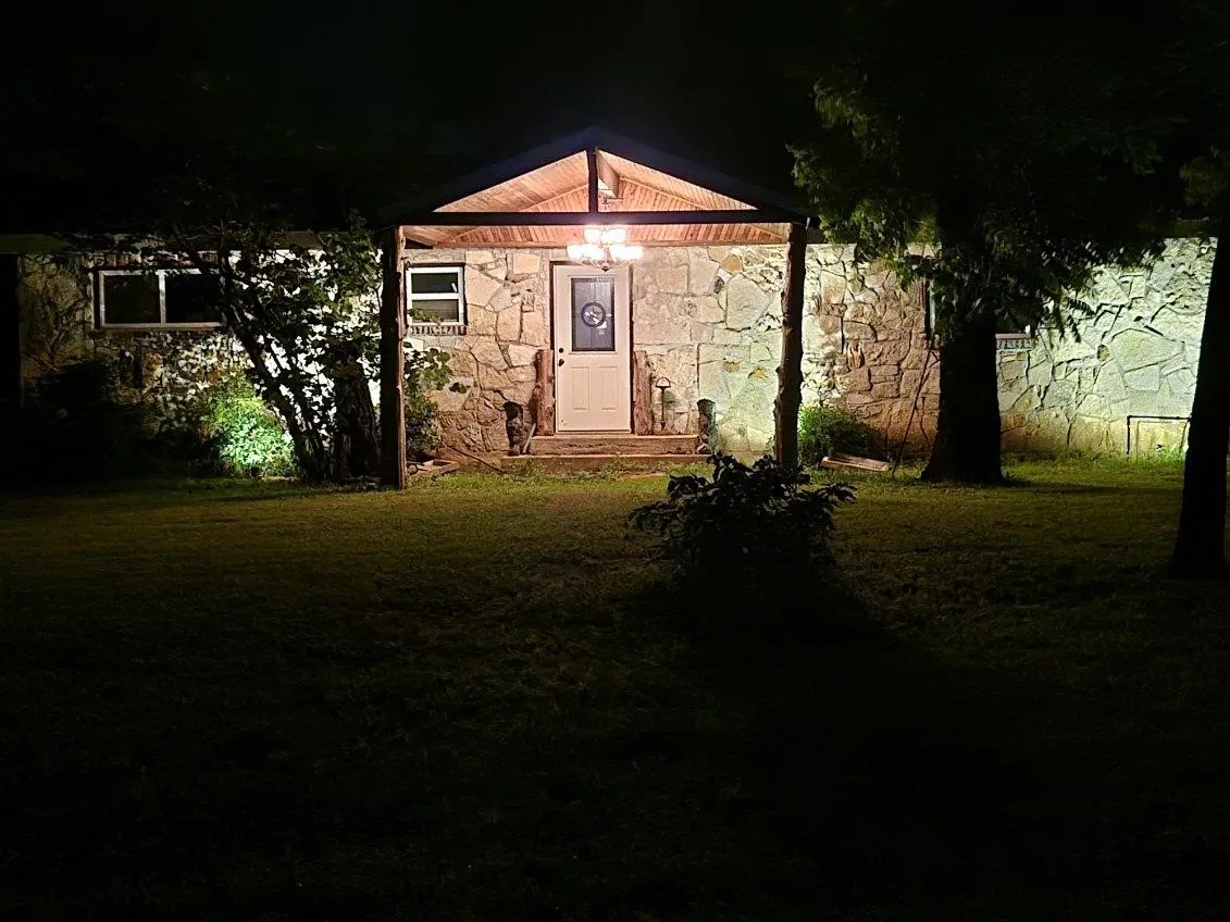 Single Family Residence For Sale in Parker County , 1300 Finney Drive, Weatherford, Texas 76085, 4 Bedroom, 4 Bathroom, 3 Garage spaces, 2,800 Sqft, built in 1958, mls#21282193, Real Estate Agent in Weatherford, Homes For Sale in Parker county, Homes For Sale in Weatherford, Realtor in Weatherford Texas, Real Estate Brokerage Independent Realty Texas, Luminita Cordes Realtor