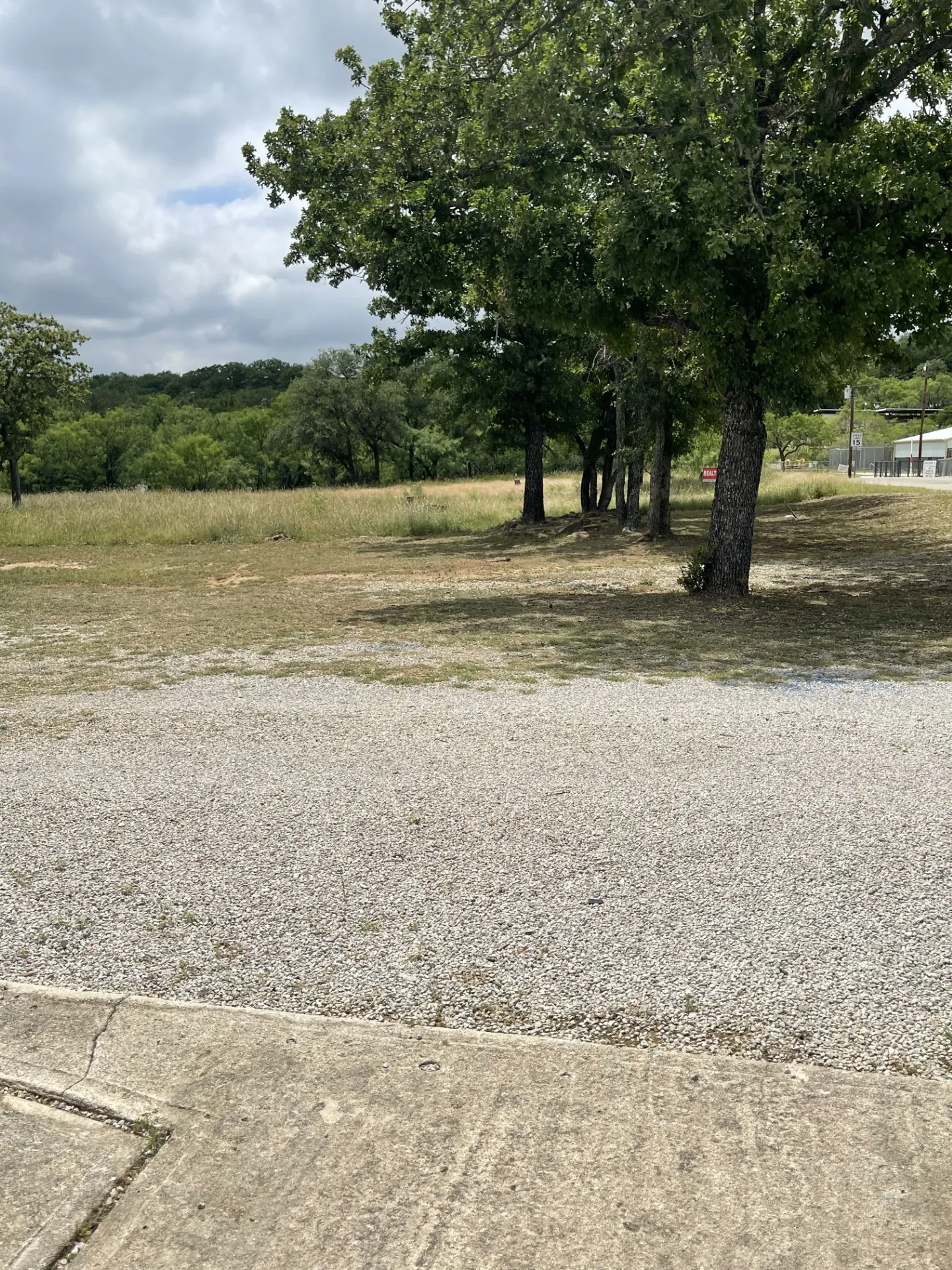 Mobile Home For Sale in Brown County , 2031 Oak Trail Drive, May, Texas 76857, 2 Bedroom, 2 Bathroom, Garage spaces, 1,184 Sqft, built in 1986, mls#21283021, Real Estate Agent in May, Homes For Sale in Brown county, Homes For Sale in May, Realtor in May Texas, Real Estate Brokerage Independent Realty Texas, Luminita Cordes Realtor