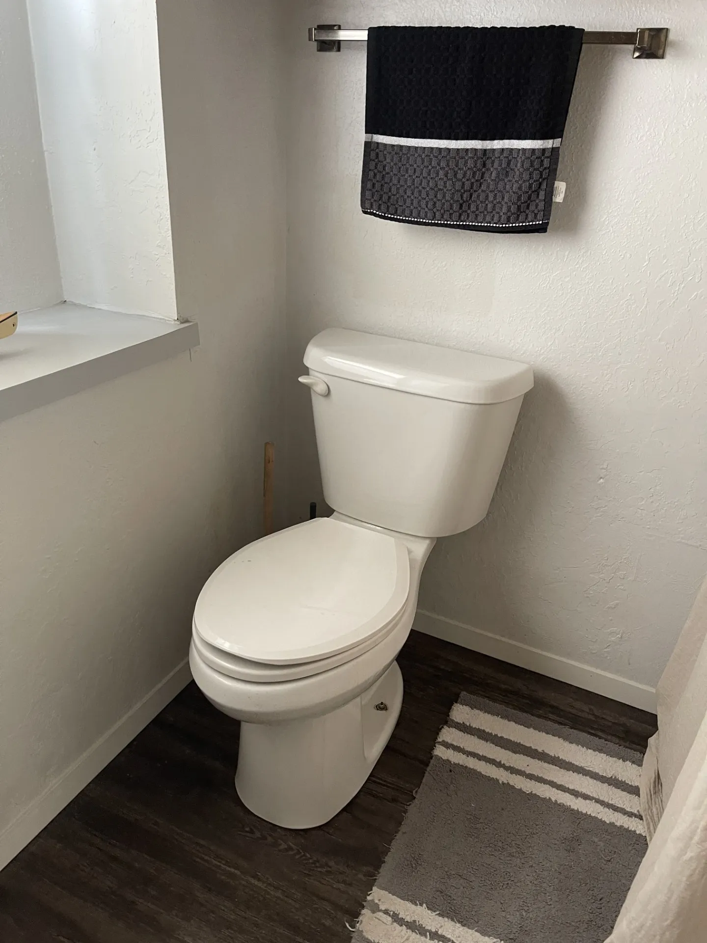 Mobile Home For Sale in Brown County , 2031 Oak Trail Drive, May, Texas 76857, 2 Bedroom, 2 Bathroom, Garage spaces, 1,184 Sqft, built in 1986, mls#21283021, Real Estate Agent in May, Homes For Sale in Brown county, Homes For Sale in May, Realtor in May Texas, Real Estate Brokerage Independent Realty Texas, Luminita Cordes Realtor