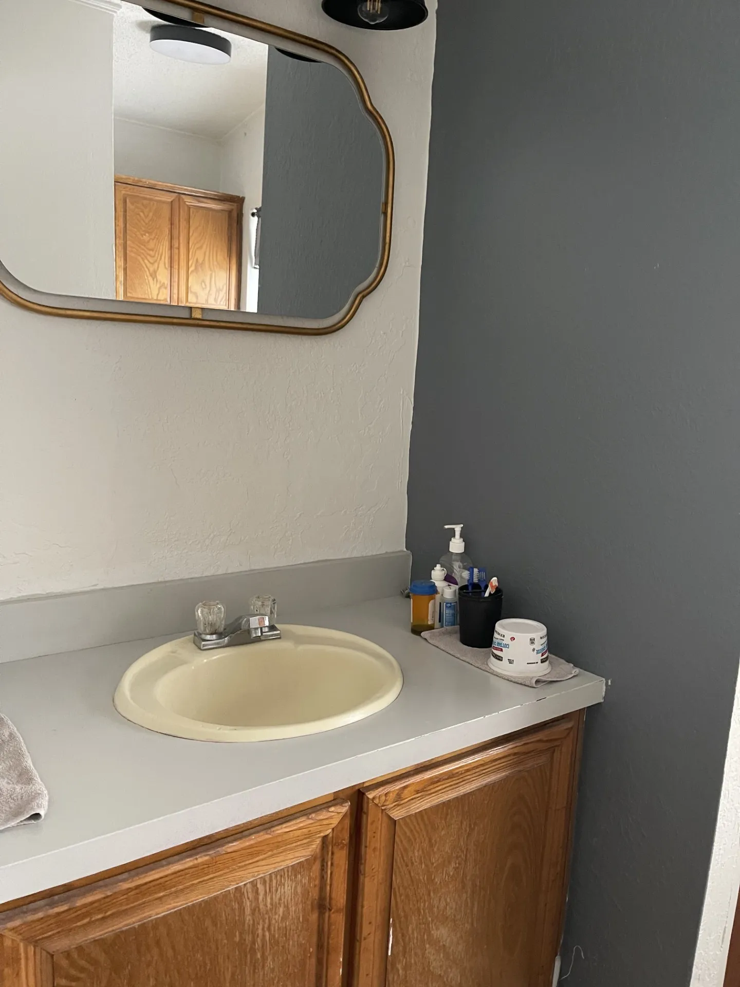 Mobile Home For Sale in Brown County , 2031 Oak Trail Drive, May, Texas 76857, 2 Bedroom, 2 Bathroom, Garage spaces, 1,184 Sqft, built in 1986, mls#21283021, Real Estate Agent in May, Homes For Sale in Brown county, Homes For Sale in May, Realtor in May Texas, Real Estate Brokerage Independent Realty Texas, Luminita Cordes Realtor