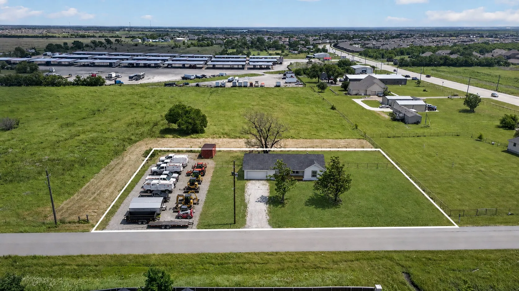 Single Family Residence For Rent in Kaufman County , 10900 Reeder, Forney, Texas 75126, 3 Bedroom, 2 Bathroom, 2 Garage spaces, 1,186 Sqft, built in 1979, mls#21283162, Real Estate Agent in Forney, Homes For Rent in Kaufman county, Homes For Rent in Forney, Realtor in Forney Texas, Real Estate Brokerage Independent Realty Texas, Luminita Cordes Realtor