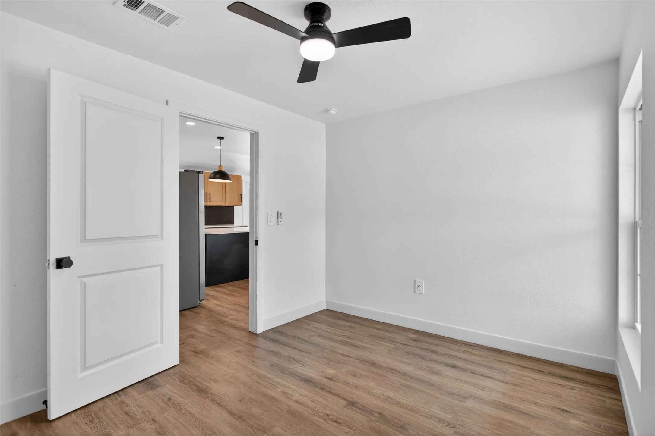 Single Family Residence For Rent in Kaufman County , 10900 Reeder, Forney, Texas 75126, 3 Bedroom, 2 Bathroom, 2 Garage spaces, 1,186 Sqft, built in 1979, mls#21283162, Real Estate Agent in Forney, Homes For Rent in Kaufman county, Homes For Rent in Forney, Realtor in Forney Texas, Real Estate Brokerage Independent Realty Texas, Luminita Cordes Realtor