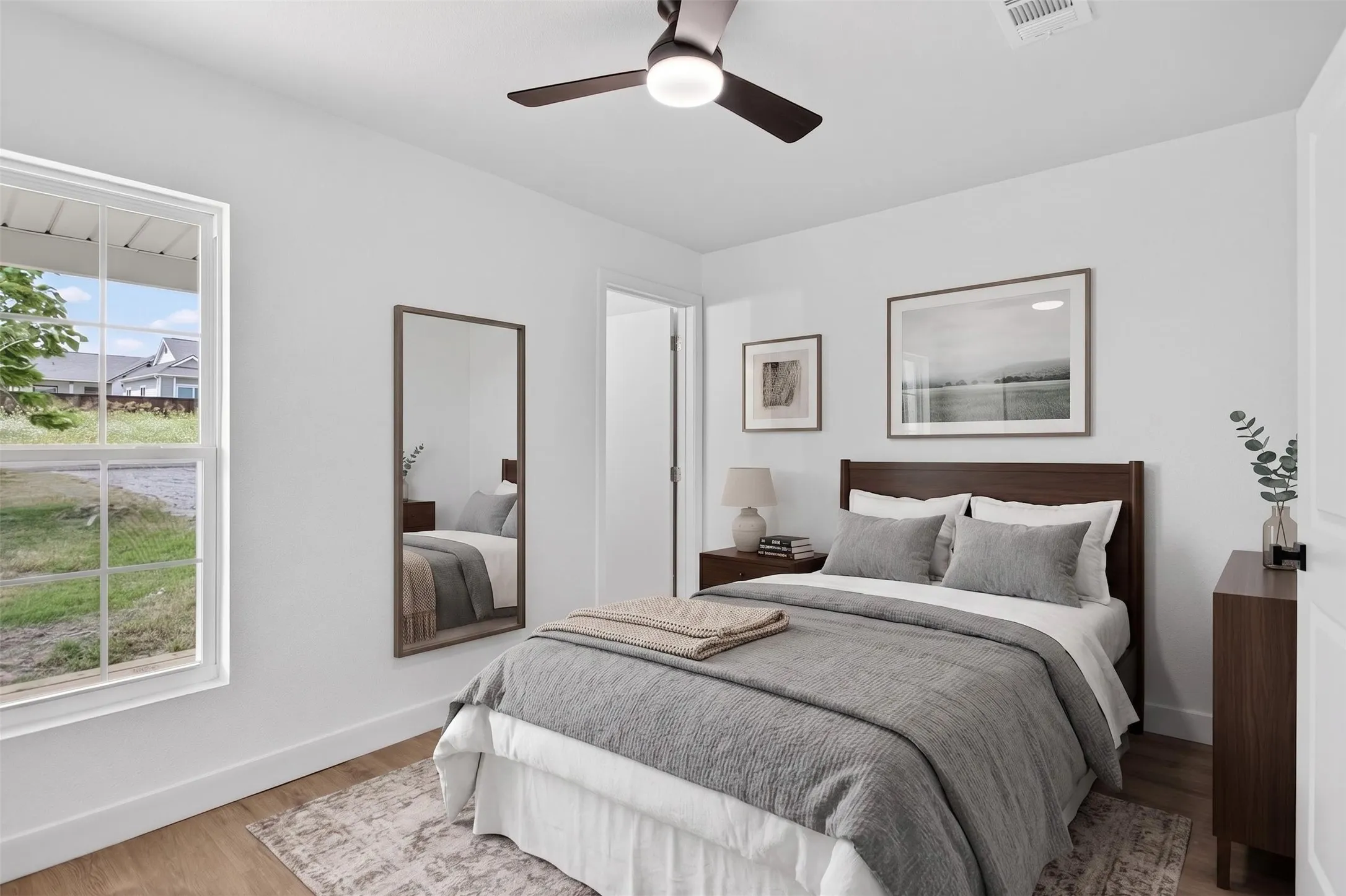 Single Family Residence For Rent in Kaufman County , 10900 Reeder, Forney, Texas 75126, 3 Bedroom, 2 Bathroom, 2 Garage spaces, 1,186 Sqft, built in 1979, mls#21283162, Real Estate Agent in Forney, Homes For Rent in Kaufman county, Homes For Rent in Forney, Realtor in Forney Texas, Real Estate Brokerage Independent Realty Texas, Luminita Cordes Realtor