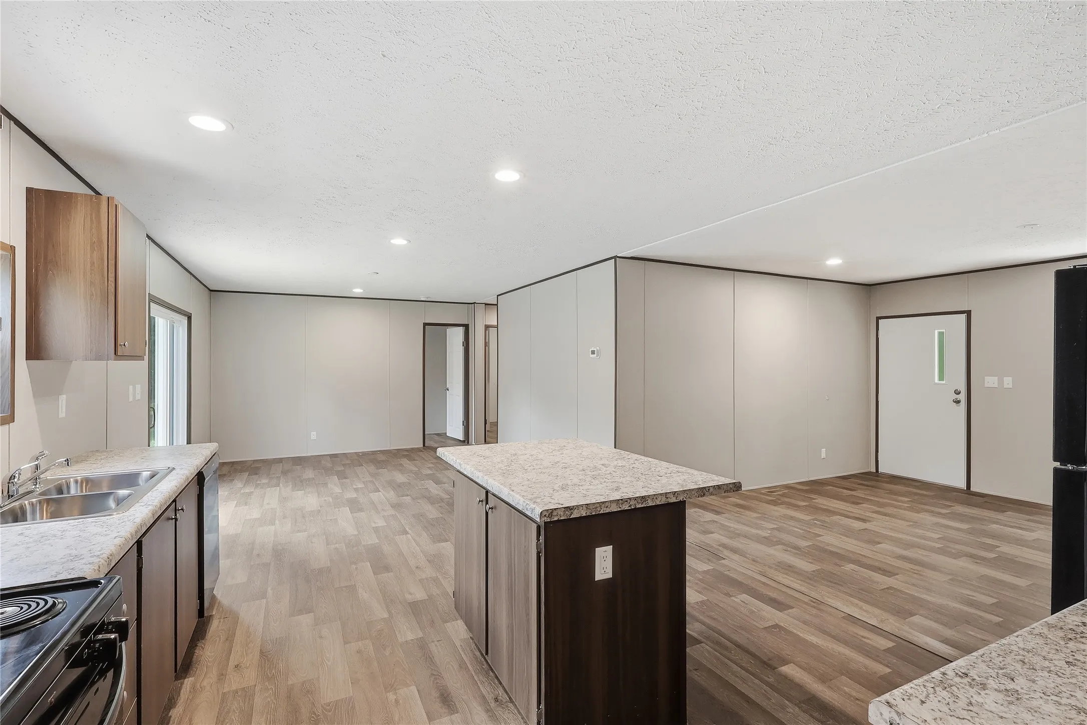 Mobile Home For Sale in Wood County , 175 Broken Bow Lane, Quitman, Texas 75783, 4 Bedroom, 2 Bathroom, Garage spaces, 1,475 Sqft, built in 2026, mls#21280610, Real Estate Agent in Quitman, Homes For Sale in Wood county, Homes For Sale in Quitman, Realtor in Quitman Texas, Real Estate Brokerage Independent Realty Texas, Luminita Cordes Realtor
