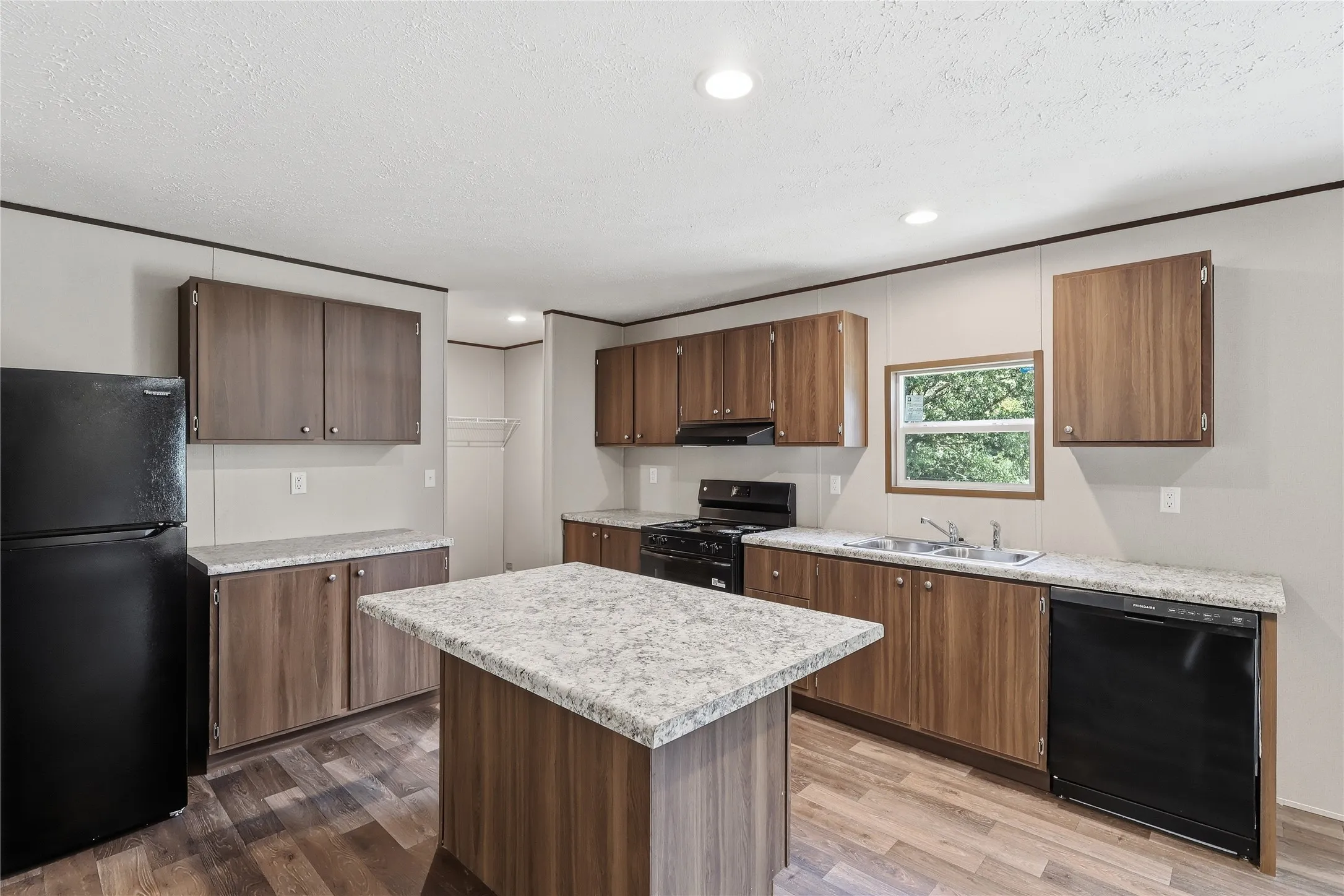 Spacious kitchen.