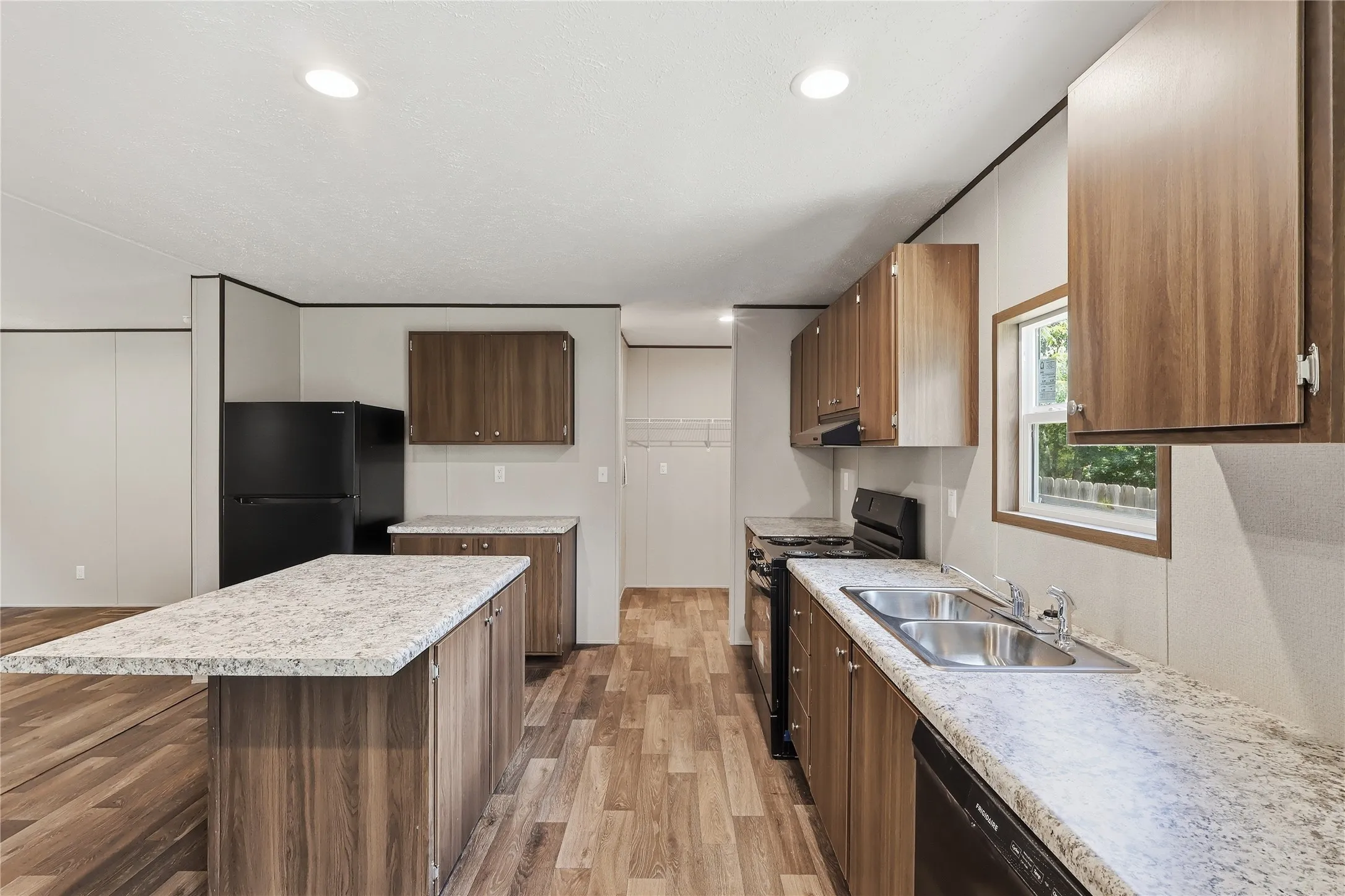 Mobile Home For Sale in Wood County , 175 Broken Bow Lane, Quitman, Texas 75783, 4 Bedroom, 2 Bathroom, Garage spaces, 1,475 Sqft, built in 2026, mls#21280610, Real Estate Agent in Quitman, Homes For Sale in Wood county, Homes For Sale in Quitman, Realtor in Quitman Texas, Real Estate Brokerage Independent Realty Texas, Luminita Cordes Realtor