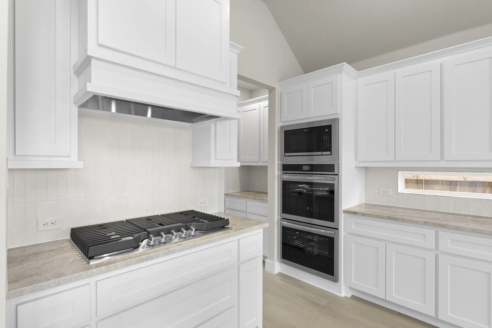 12. 1112 Branching - Kitchen (4)