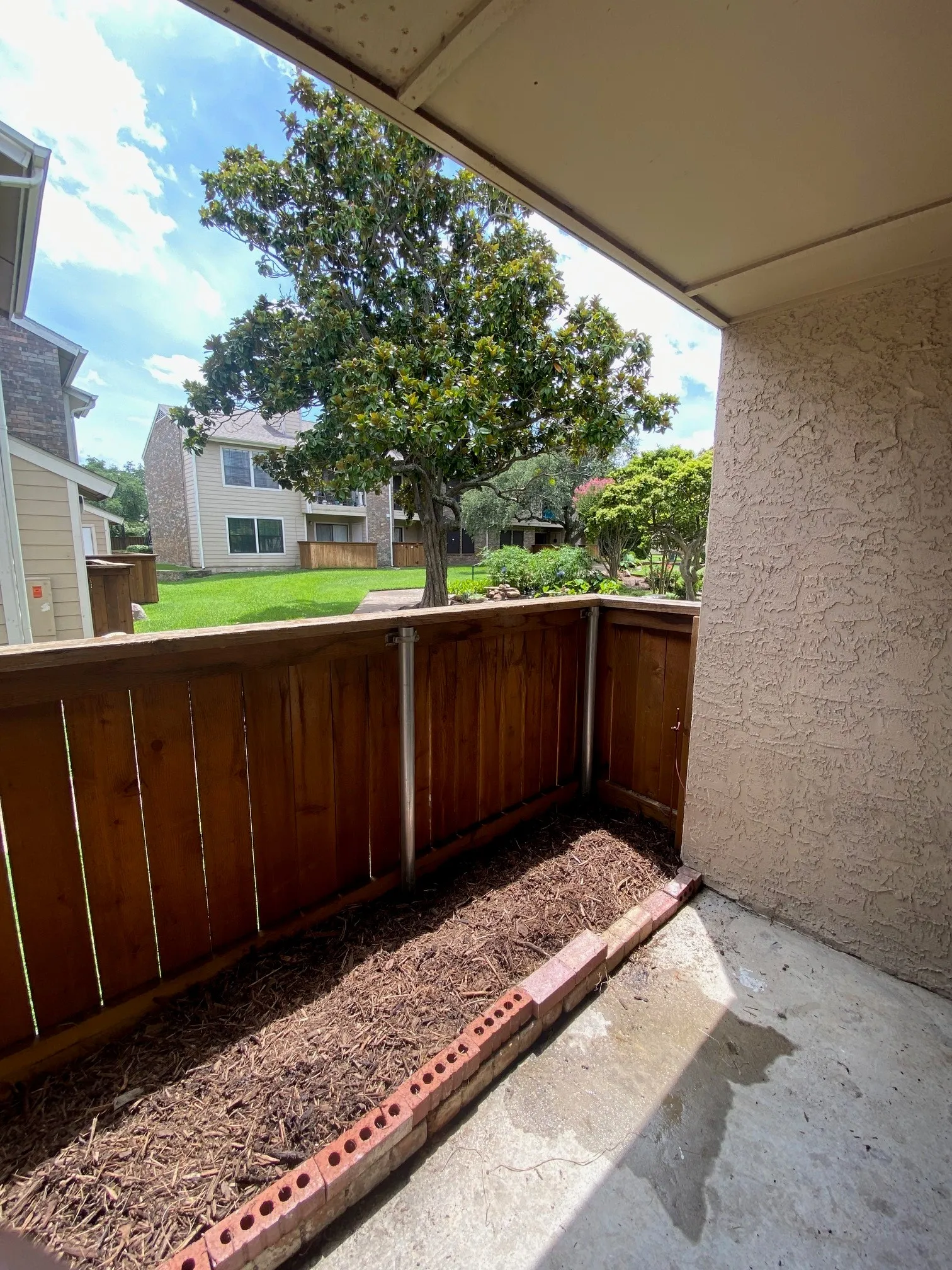 Condominium For Sale in Collin County , 4748 Old Bent Tree Lane 1303, Dallas, Texas 75287, 1 Bedroom, 1 Bathroom, Garage spaces, 527 Sqft, built in 1985, Price $122,000, mls#21282541, Real Estate Agent in Dallas, Homes For Sale in Collin county, Homes For Sale in Dallas, Realtor in Dallas Texas, Real Estate Brokerage Independent Realty Texas, Luminita Cordes Realtor