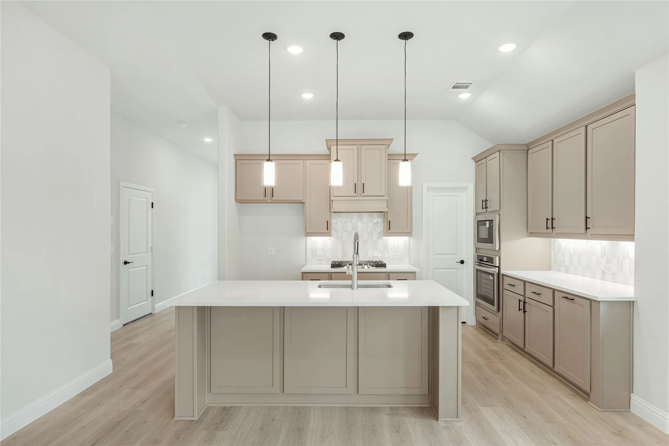 Single Family Residence For Sale in Denton County , 13124 Limestone Street, Providence Village, Texas 76227, 4 Bedroom, 3 Bathroom, 2 Garage spaces, 2,454 Sqft, built in 2026, mls#21283177, Real Estate Agent in Providence Village, Homes For Sale in Denton county, Homes For Sale in Providence Village, Realtor in Providence Village Texas, Real Estate Brokerage Independent Realty Texas, Luminita Cordes Realtor