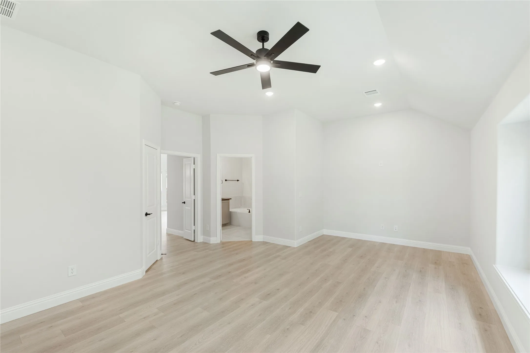 Single Family Residence For Sale in Denton County , 13124 Limestone Street, Providence Village, Texas 76227, 4 Bedroom, 3 Bathroom, 2 Garage spaces, 2,454 Sqft, built in 2026, mls#21283177, Real Estate Agent in Providence Village, Homes For Sale in Denton county, Homes For Sale in Providence Village, Realtor in Providence Village Texas, Real Estate Brokerage Independent Realty Texas, Luminita Cordes Realtor
