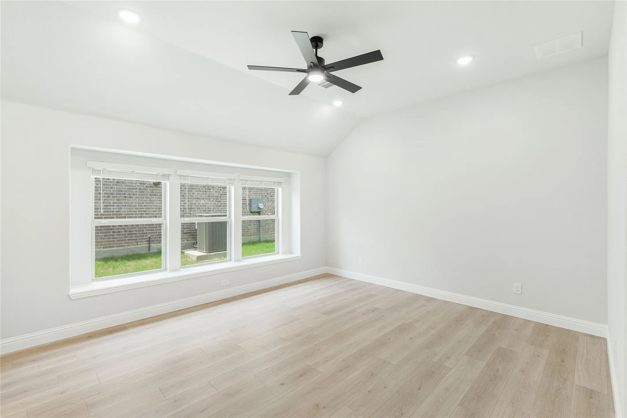 Single Family Residence For Sale in Denton County , 13124 Limestone Street, Providence Village, Texas 76227, 4 Bedroom, 3 Bathroom, 2 Garage spaces, 2,454 Sqft, built in 2026, mls#21283177, Real Estate Agent in Providence Village, Homes For Sale in Denton county, Homes For Sale in Providence Village, Realtor in Providence Village Texas, Real Estate Brokerage Independent Realty Texas, Luminita Cordes Realtor