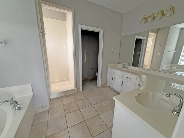 Single Family Residence For Sale in Navarro County , 9652 County Road 4360, Frost, Texas 76641, 3 Bedrooms, 2 Bathrooms, 3 Garage spaces, 2,995 Sqft, built in 2000, Price $415,000, mls#21283165, Real Estate Agent in Frost, Homes For Sale in Navarro county, Homes For Sale in Frost, Realtor in Frost Texas, Real Estate Brokerage Independent Realty Texas, Luminita Cordes Realtor