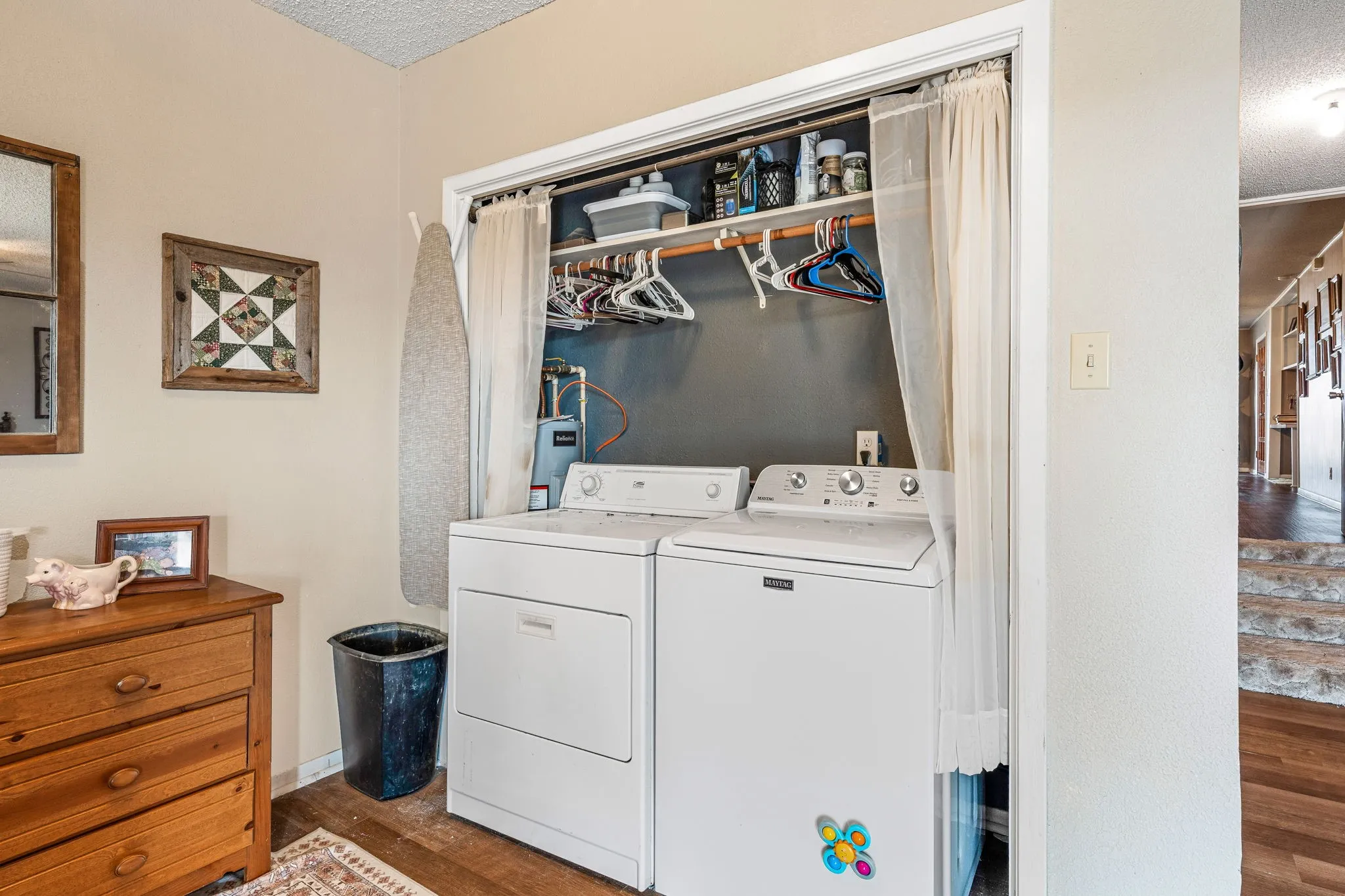Single Family Residence For Sale in Comanche County , 7450 E Highway 6 3, De Leon, Texas 76444, 4 Bedroom, 3 Bathroom, Garage spaces, 2,098 Sqft, built in 1957, mls#21283179, Real Estate Agent in De Leon, Homes For Sale in Comanche county, Homes For Sale in De Leon, Realtor in De Leon Texas, Real Estate Brokerage Independent Realty Texas, Luminita Cordes Realtor