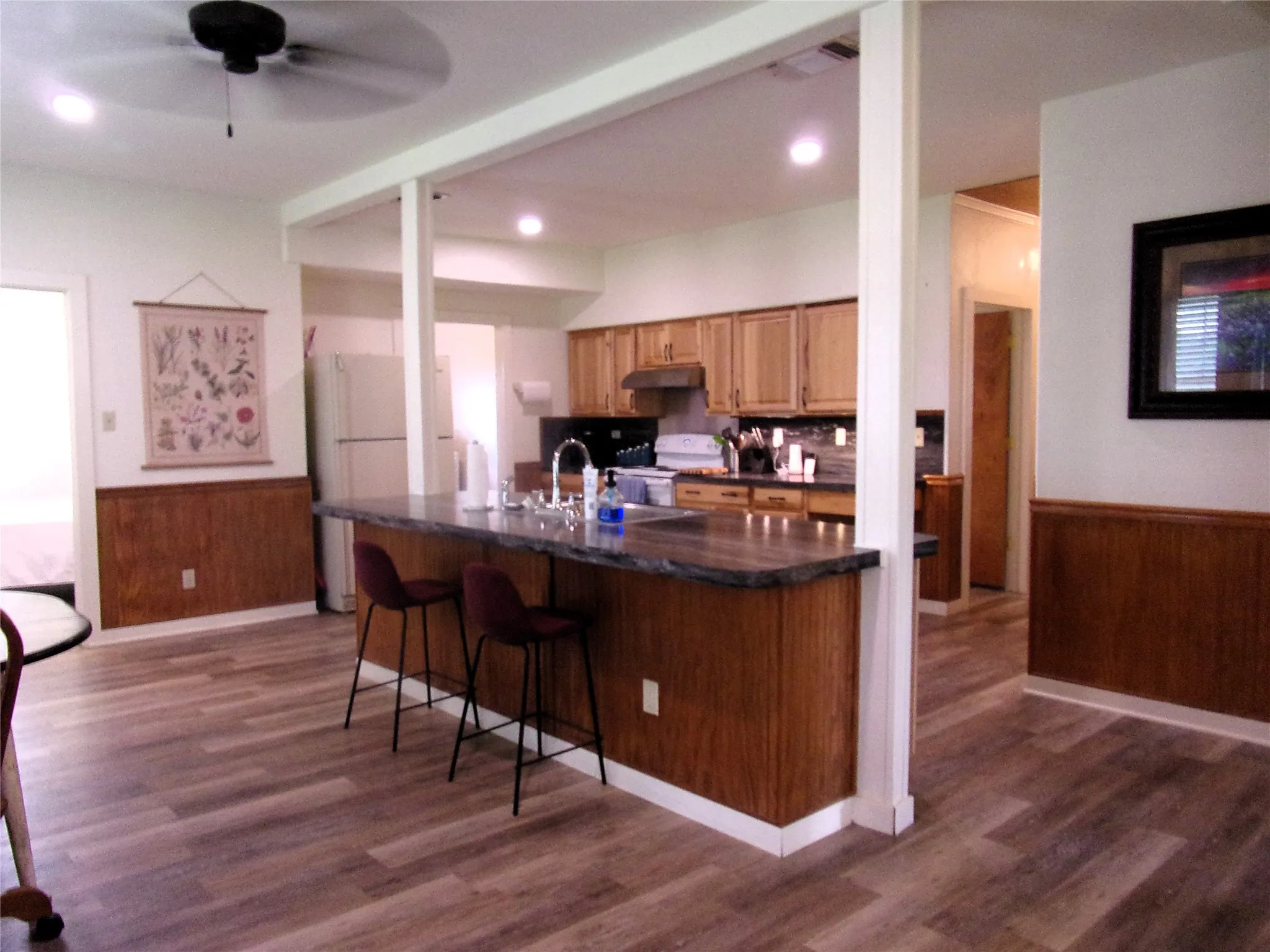 Single Family Residence For Sale in San Saba County , 355 County Road 104, San Saba, Texas 76877, 3 Bedroom, 2 Bathroom, Garage spaces, 2,303 Sqft, built in 1912, mls#21282873, Real Estate Agent in San Saba, Homes For Sale in San Saba county, Homes For Sale in San Saba, Realtor in San Saba Texas, Real Estate Brokerage Independent Realty Texas, Luminita Cordes Realtor