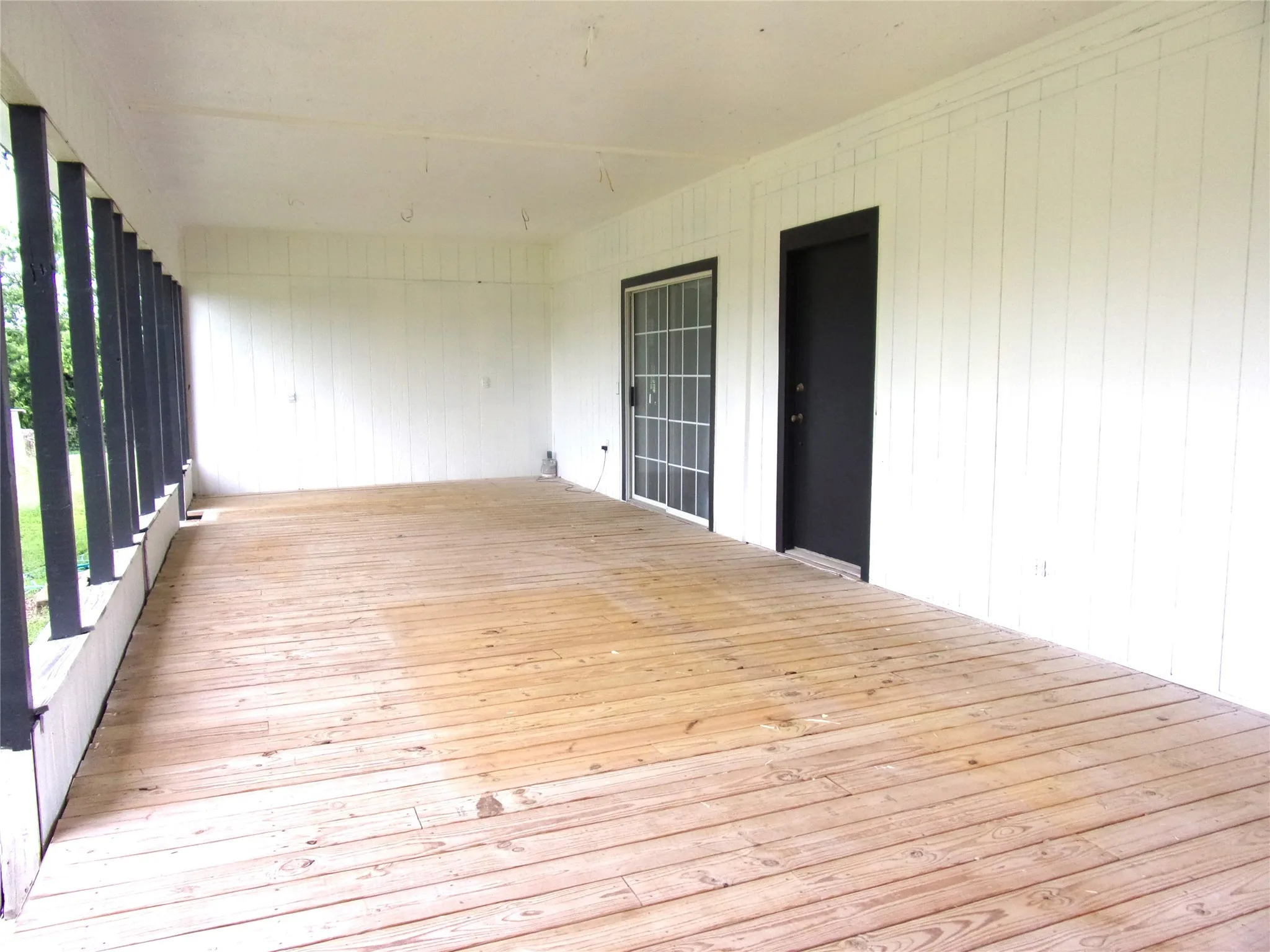 Single Family Residence For Sale in San Saba County , 355 County Road 104, San Saba, Texas 76877, 3 Bedroom, 2 Bathroom, Garage spaces, 2,303 Sqft, built in 1912, mls#21282873, Real Estate Agent in San Saba, Homes For Sale in San Saba county, Homes For Sale in San Saba, Realtor in San Saba Texas, Real Estate Brokerage Independent Realty Texas, Luminita Cordes Realtor