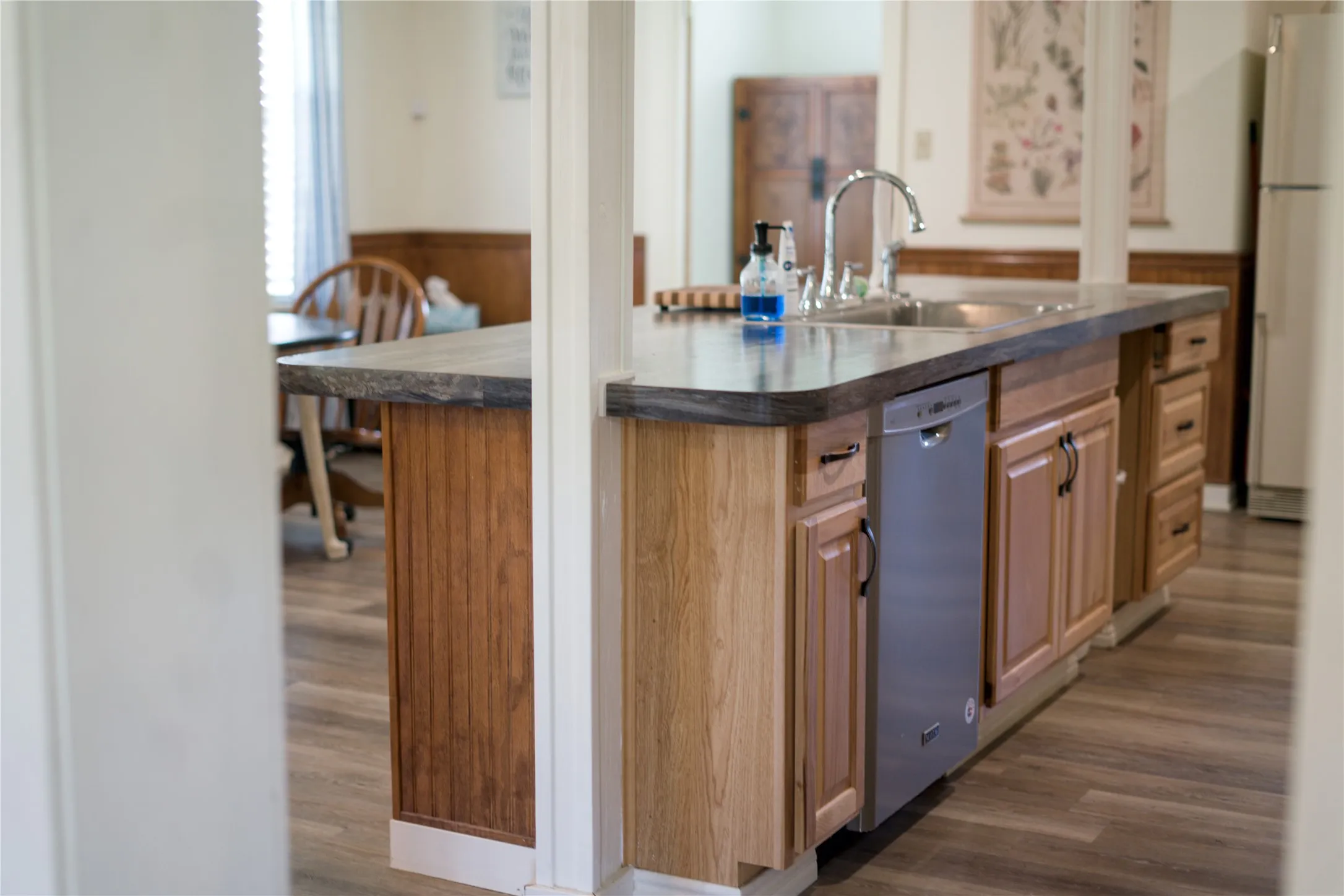 Single Family Residence For Sale in San Saba County , 355 County Road 104, San Saba, Texas 76877, 3 Bedroom, 2 Bathroom, Garage spaces, 2,303 Sqft, built in 1912, mls#21282873, Real Estate Agent in San Saba, Homes For Sale in San Saba county, Homes For Sale in San Saba, Realtor in San Saba Texas, Real Estate Brokerage Independent Realty Texas, Luminita Cordes Realtor