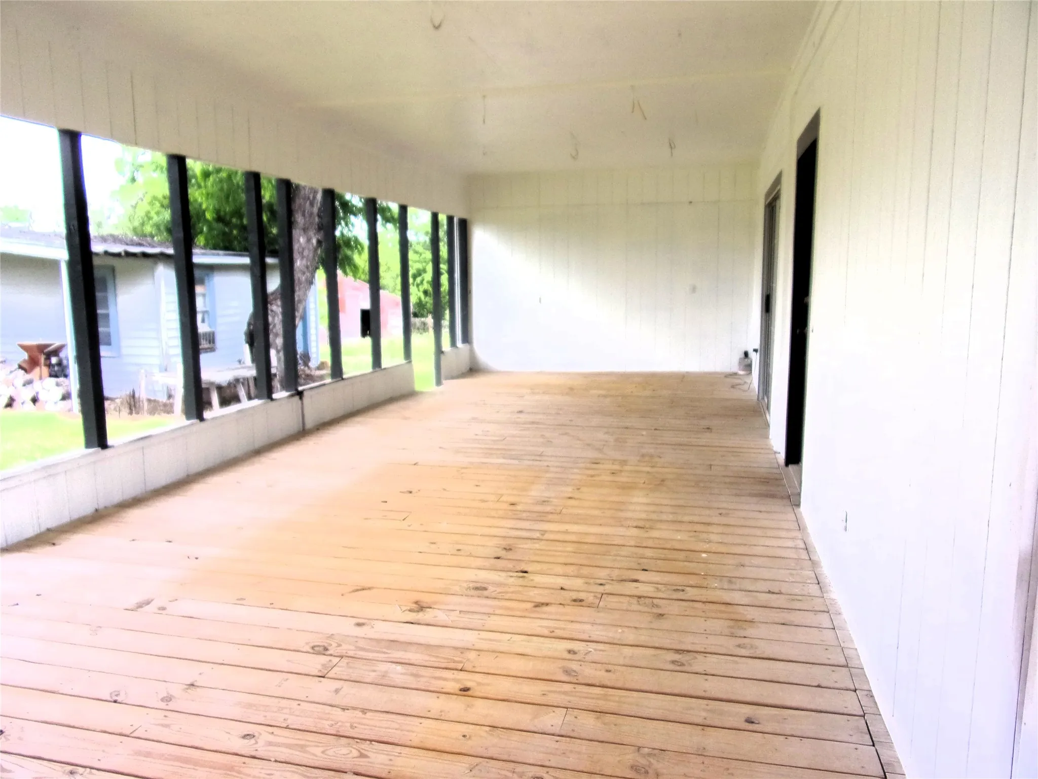 Single Family Residence For Sale in San Saba County , 355 County Road 104, San Saba, Texas 76877, 3 Bedroom, 2 Bathroom, Garage spaces, 2,303 Sqft, built in 1912, mls#21282873, Real Estate Agent in San Saba, Homes For Sale in San Saba county, Homes For Sale in San Saba, Realtor in San Saba Texas, Real Estate Brokerage Independent Realty Texas, Luminita Cordes Realtor