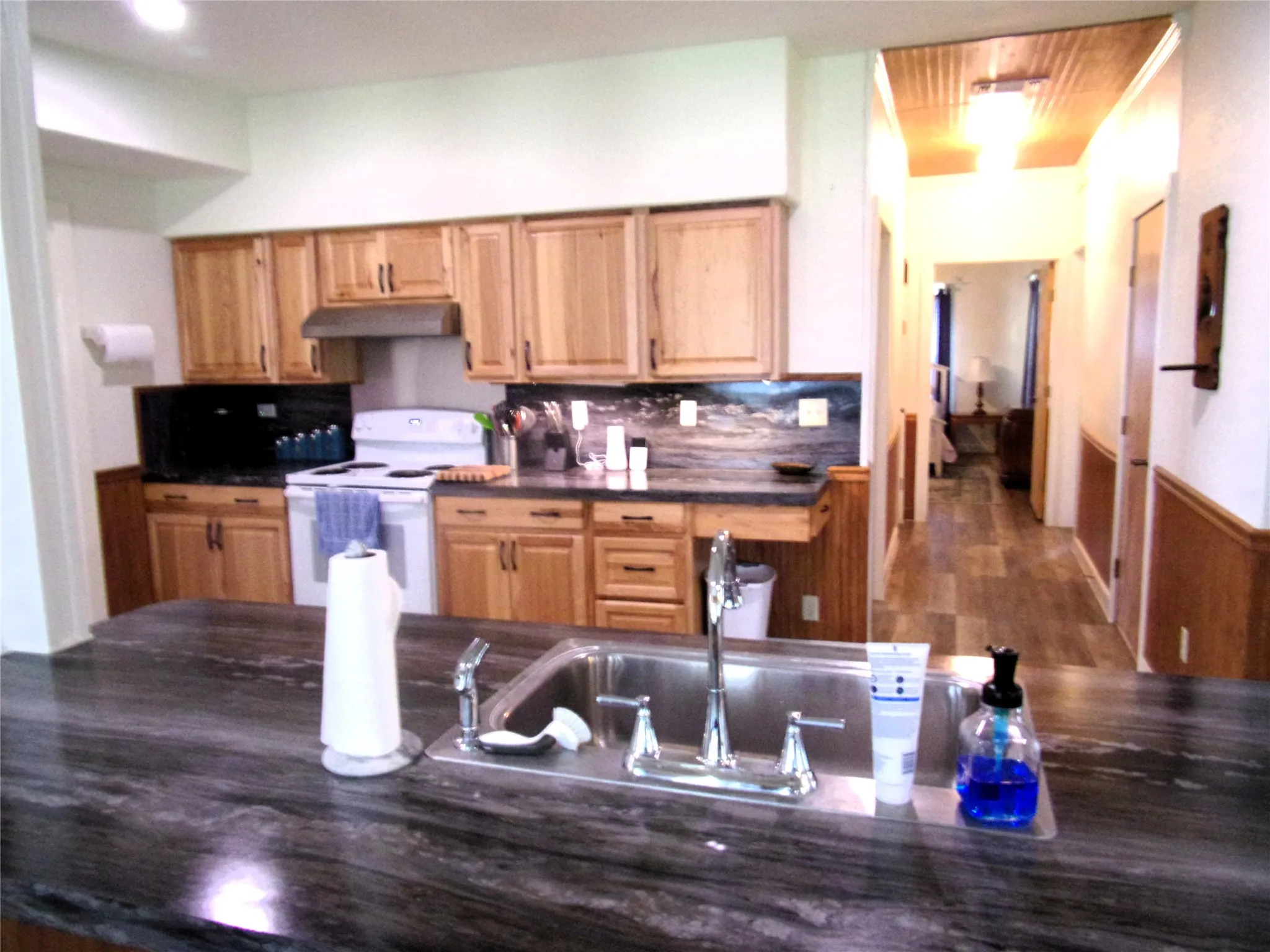 Single Family Residence For Sale in San Saba County , 355 County Road 104, San Saba, Texas 76877, 3 Bedroom, 2 Bathroom, Garage spaces, 2,303 Sqft, built in 1912, mls#21282873, Real Estate Agent in San Saba, Homes For Sale in San Saba county, Homes For Sale in San Saba, Realtor in San Saba Texas, Real Estate Brokerage Independent Realty Texas, Luminita Cordes Realtor
