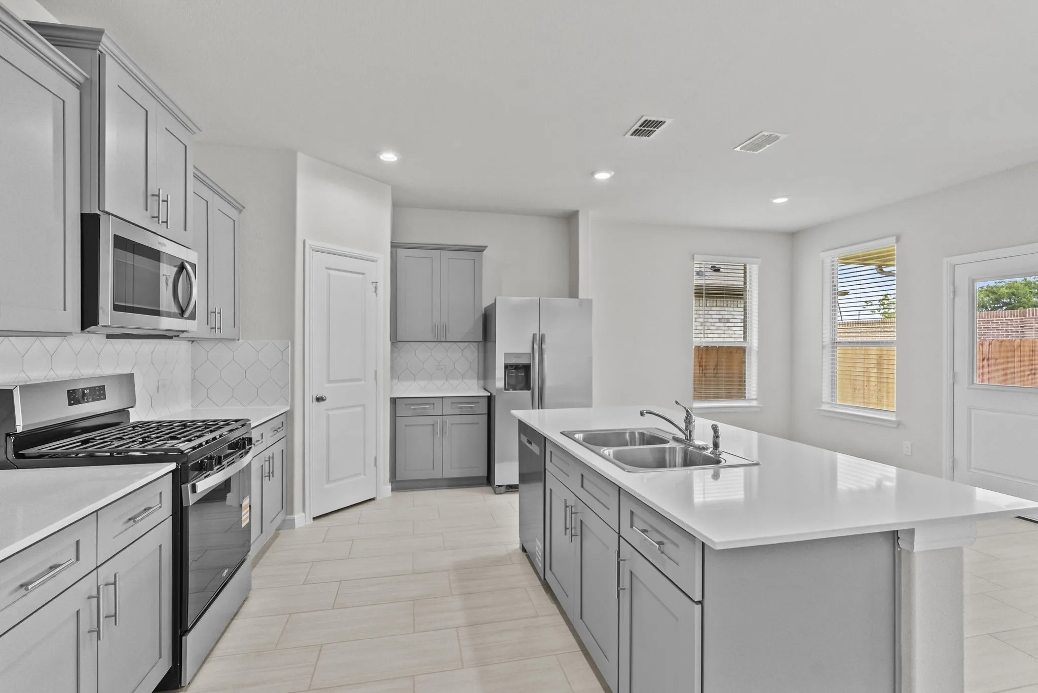 Single Family Residence For Sale in Tarrant County , 4372 Mill Stream Lane, Fort Worth, Texas 76036, 4 Bedroom, 2 Bathroom, 2 Garage spaces, 1,602 Sqft, built in 2026, Price $334,500, mls#21283212, Real Estate Agent in Fort Worth, Homes For Sale in Tarrant county, Homes For Sale in Fort Worth, Realtor in Fort Worth Texas, Real Estate Brokerage Independent Realty Texas, Luminita Cordes Realtor