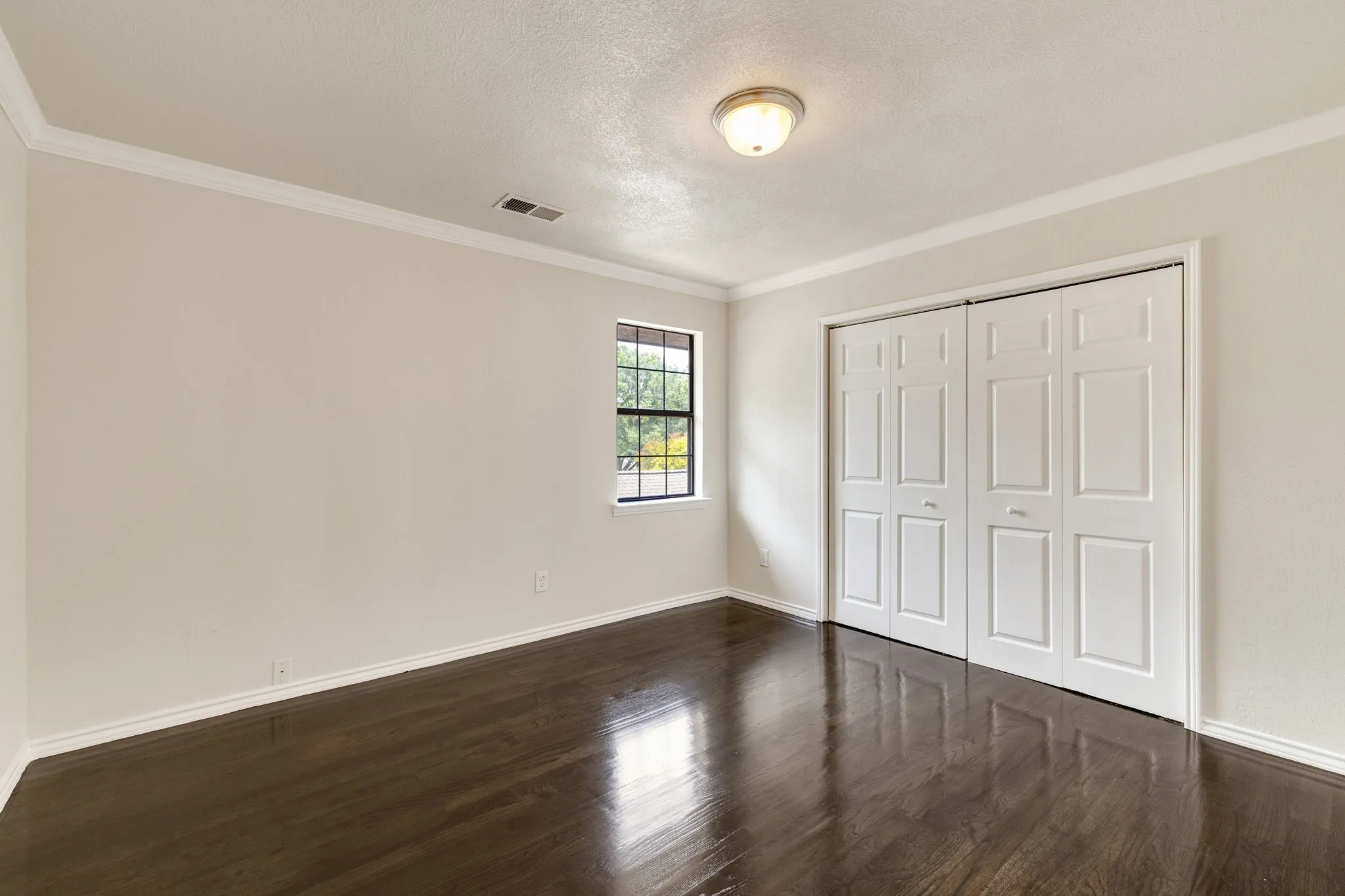 Single Family Residence For Sale in Collin County , 4212 Joshua Lane, Dallas, Texas 75287, 4 Bedroom, 3 Bathroom, 2 Garage spaces, 2,551 Sqft, built in 1981, mls#21277323, Real Estate Agent in Dallas, Homes For Sale in Collin county, Homes For Sale in Dallas, Realtor in Dallas Texas, Real Estate Brokerage Independent Realty Texas, Luminita Cordes Realtor
