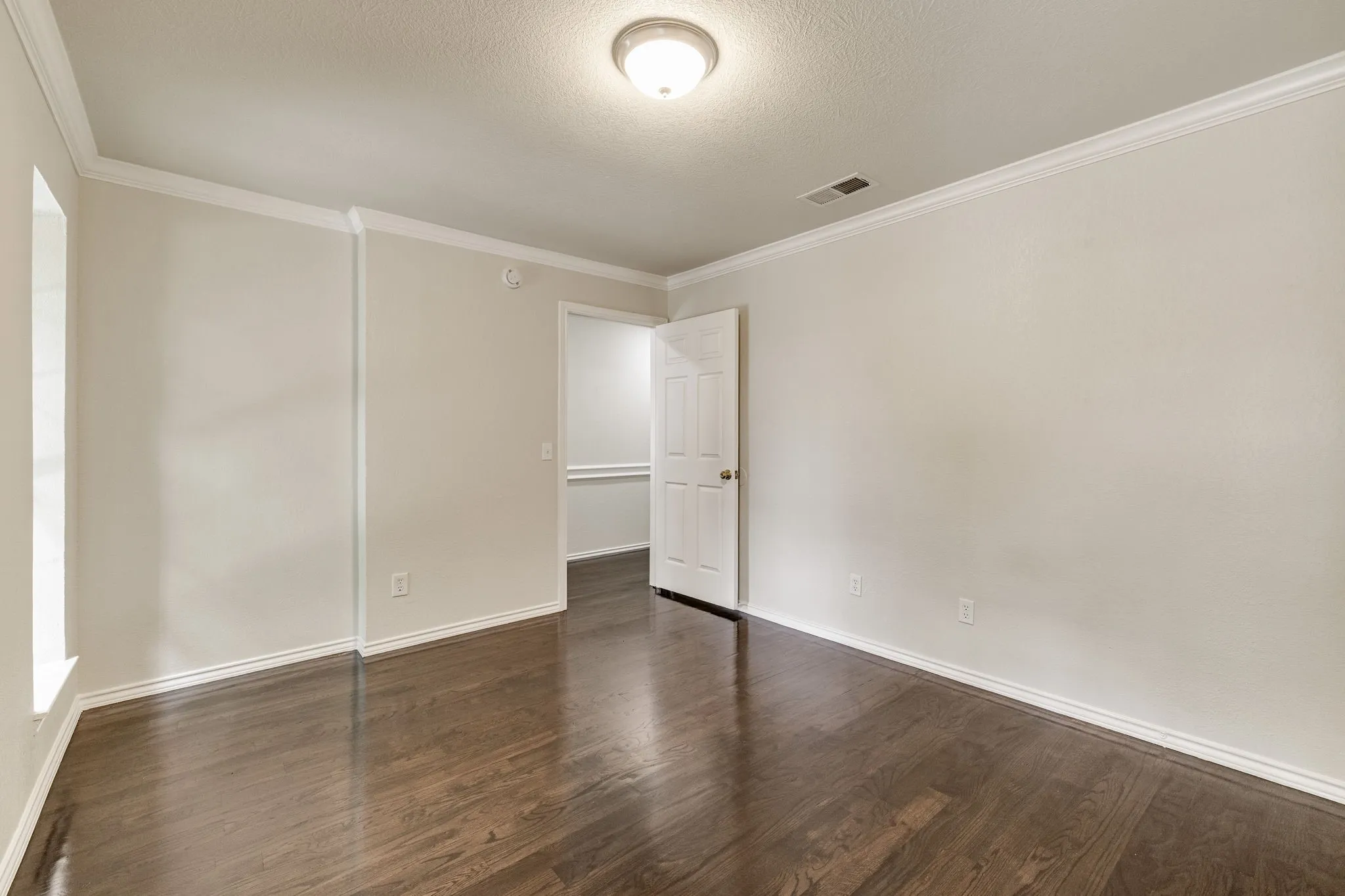 Single Family Residence For Sale in Collin County , 4212 Joshua Lane, Dallas, Texas 75287, 4 Bedroom, 3 Bathroom, 2 Garage spaces, 2,551 Sqft, built in 1981, mls#21277323, Real Estate Agent in Dallas, Homes For Sale in Collin county, Homes For Sale in Dallas, Realtor in Dallas Texas, Real Estate Brokerage Independent Realty Texas, Luminita Cordes Realtor