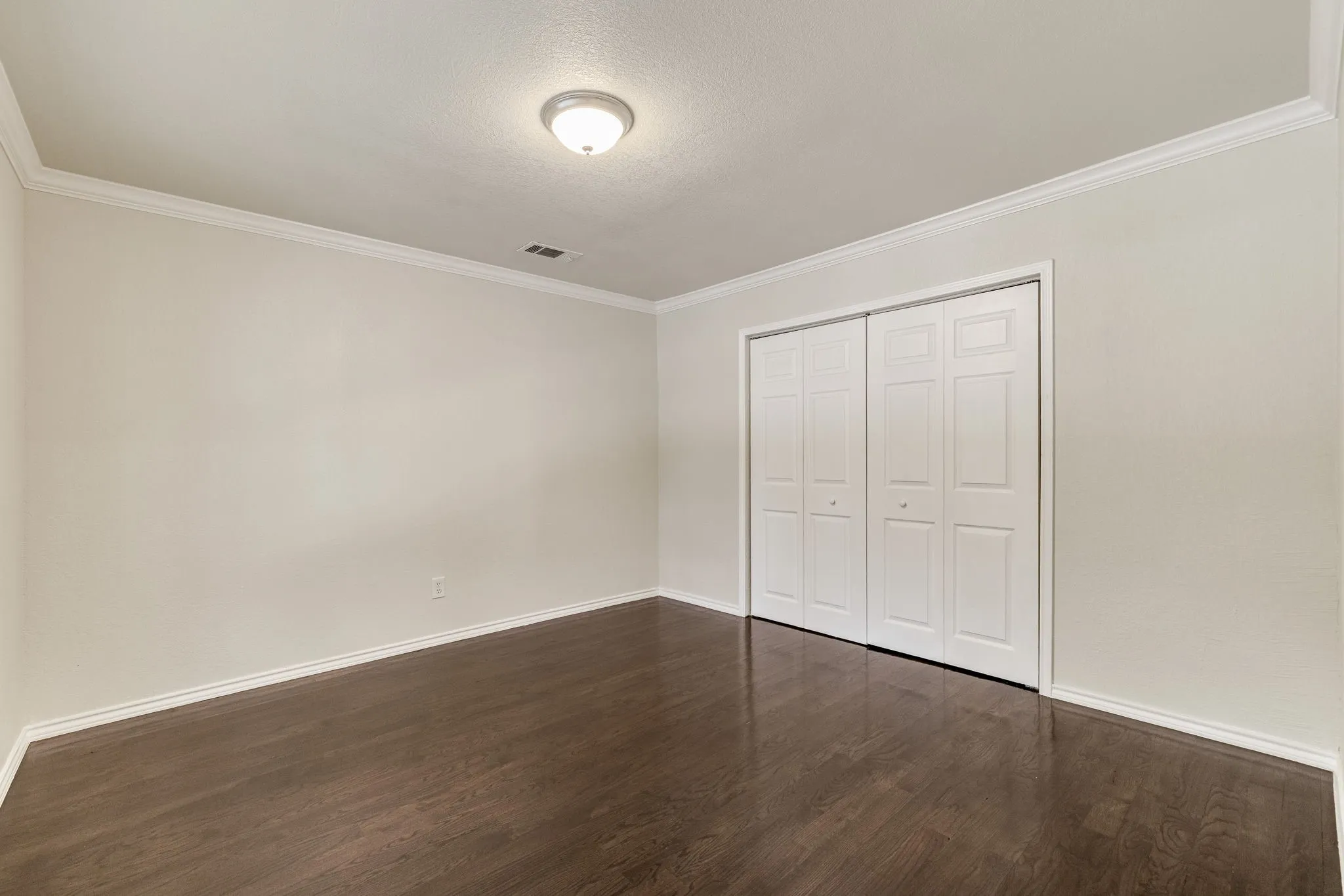 Single Family Residence For Sale in Collin County , 4212 Joshua Lane, Dallas, Texas 75287, 4 Bedroom, 3 Bathroom, 2 Garage spaces, 2,551 Sqft, built in 1981, mls#21277323, Real Estate Agent in Dallas, Homes For Sale in Collin county, Homes For Sale in Dallas, Realtor in Dallas Texas, Real Estate Brokerage Independent Realty Texas, Luminita Cordes Realtor