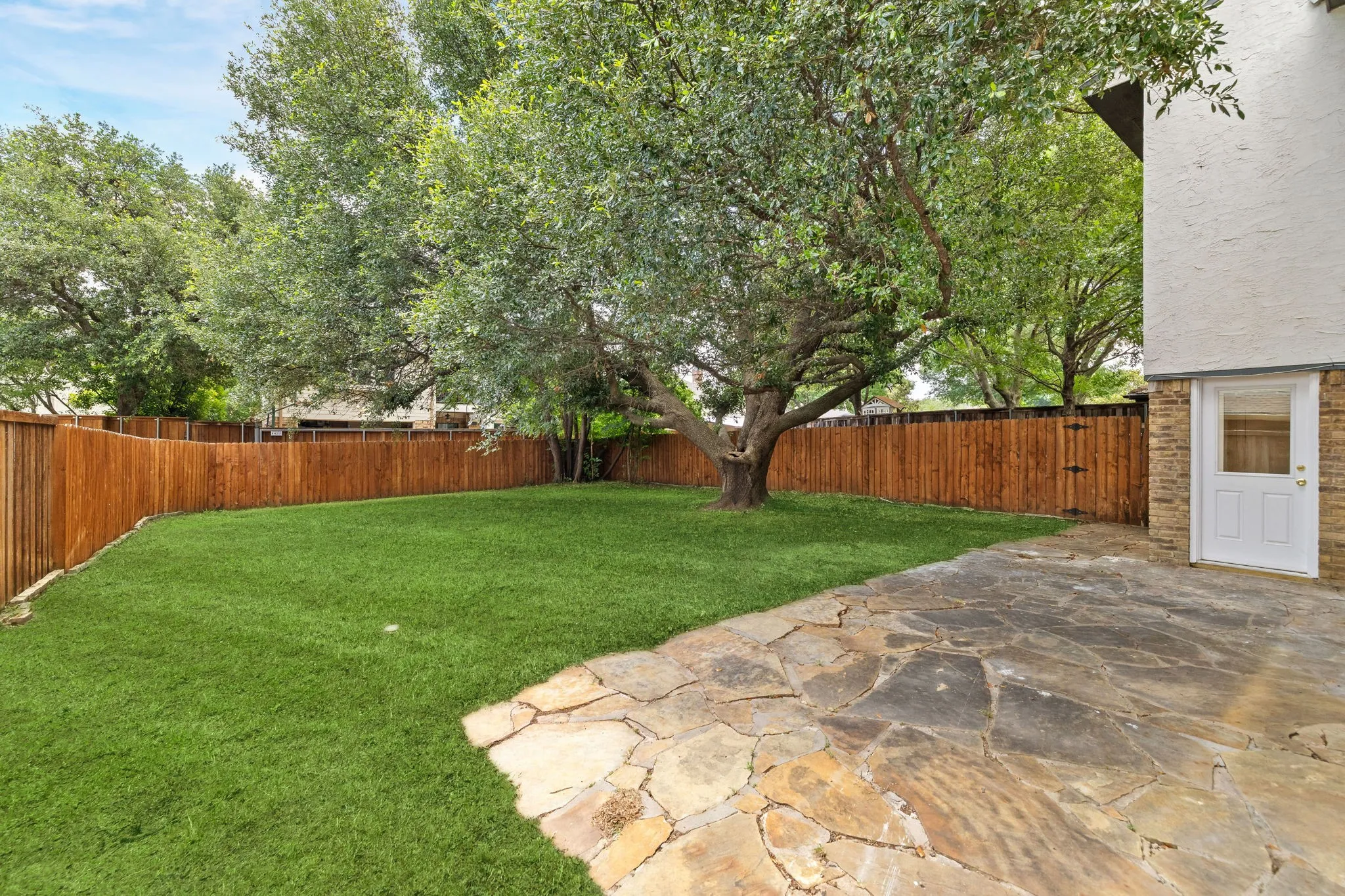 Single Family Residence For Sale in Collin County , 4212 Joshua Lane, Dallas, Texas 75287, 4 Bedroom, 3 Bathroom, 2 Garage spaces, 2,551 Sqft, built in 1981, mls#21277323, Real Estate Agent in Dallas, Homes For Sale in Collin county, Homes For Sale in Dallas, Realtor in Dallas Texas, Real Estate Brokerage Independent Realty Texas, Luminita Cordes Realtor
