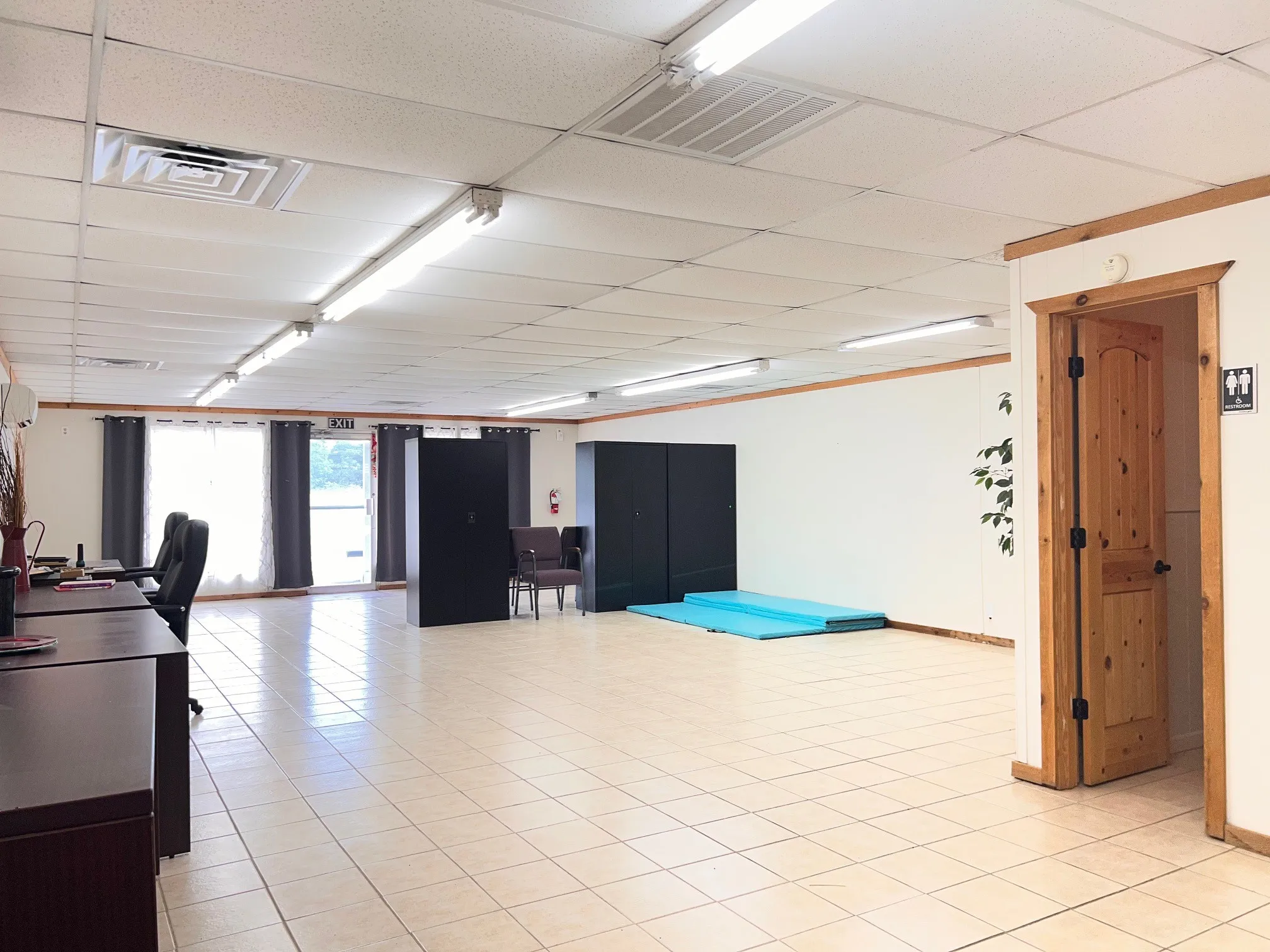 Office For Sale in Comanche County , 7680 Highway 67, Comanche, Texas 76442, 0, 0, Garage spaces, 0 Sqft, built in 1967, mls#21281547, Real Estate Agent in Comanche, Homes For Sale in Comanche county, Homes For Sale in Comanche, Realtor in Comanche Texas, Real Estate Brokerage Independent Realty Texas, Luminita Cordes Realtor