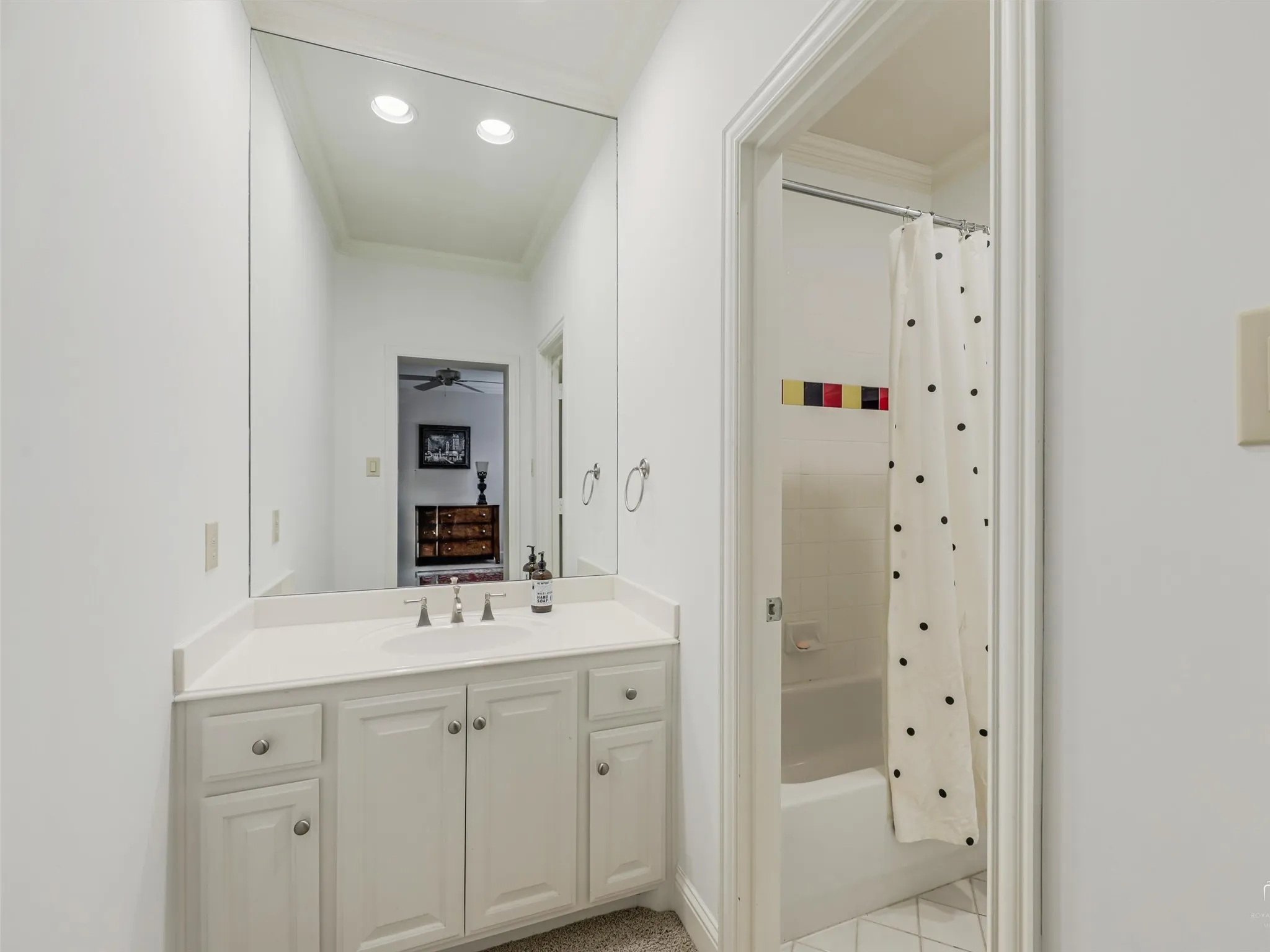 Single Family Residence For Sale in Collin County , 1201 Pecan Hollow Trail, Mc Kinney, Texas 75072, 5 Bedroom, 5 Bathroom, 3 Garage spaces, 5,375 Sqft, built in 2001, mls#21281510, Real Estate Agent in Mc Kinney, Homes For Sale in Collin county, Homes For Sale in Mc Kinney, Realtor in Mc Kinney Texas, Real Estate Brokerage Independent Realty Texas, Luminita Cordes Realtor