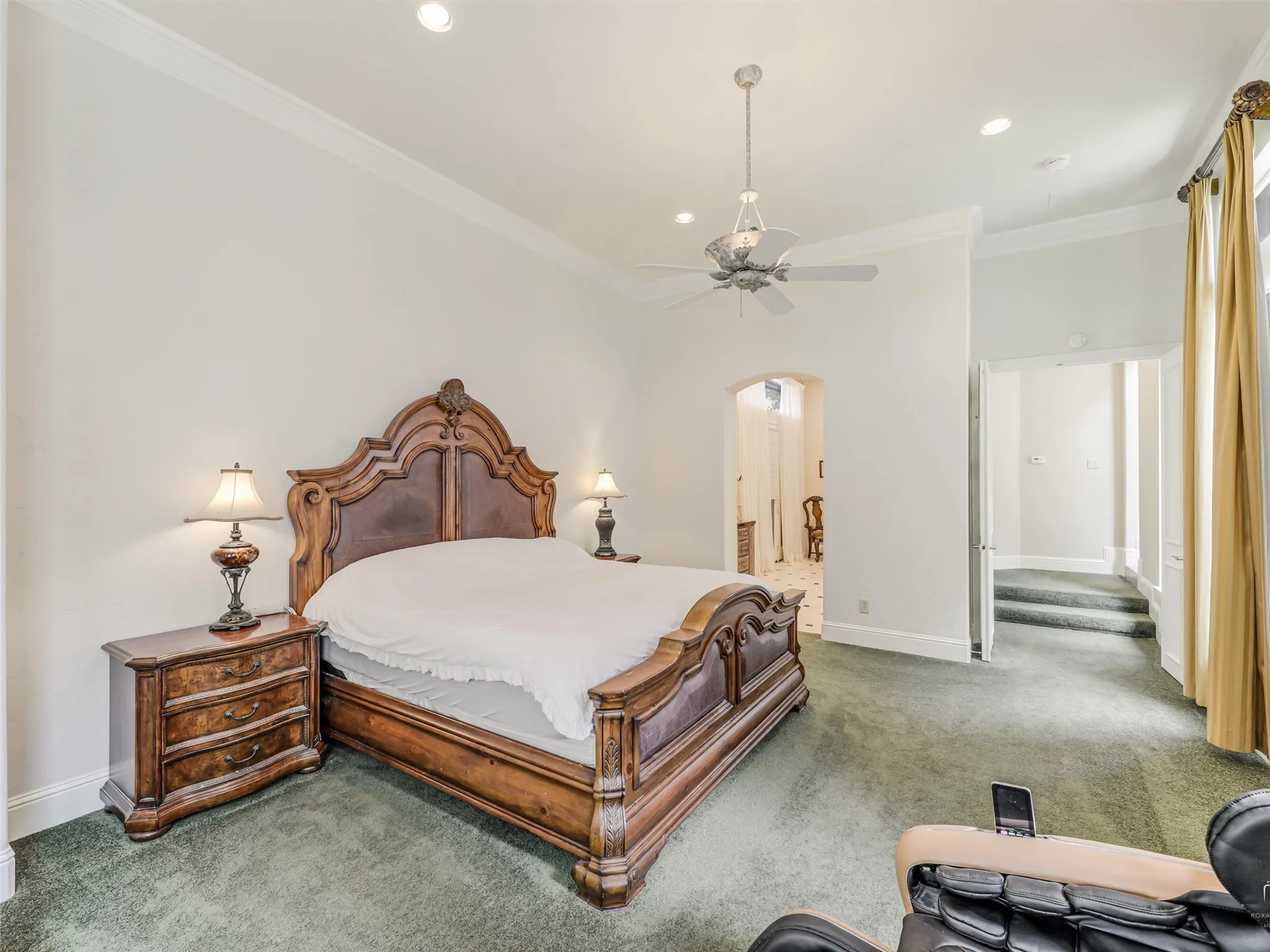 Single Family Residence For Sale in Collin County , 1201 Pecan Hollow Trail, Mc Kinney, Texas 75072, 5 Bedroom, 5 Bathroom, 3 Garage spaces, 5,375 Sqft, built in 2001, mls#21281510, Real Estate Agent in Mc Kinney, Homes For Sale in Collin county, Homes For Sale in Mc Kinney, Realtor in Mc Kinney Texas, Real Estate Brokerage Independent Realty Texas, Luminita Cordes Realtor