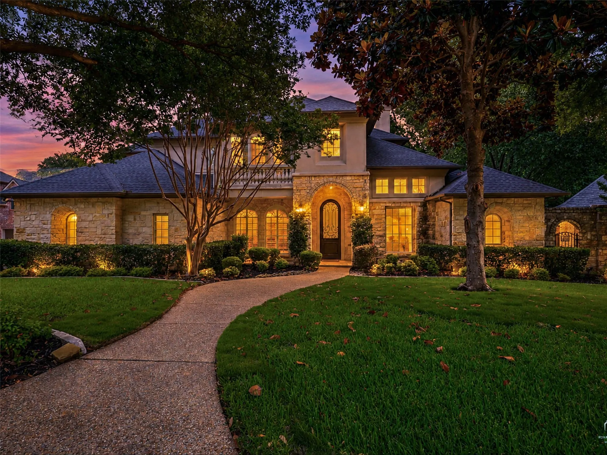 Single Family Residence For Sale in Collin County , 1201 Pecan Hollow Trail, Mc Kinney, Texas 75072, 5 Bedroom, 5 Bathroom, 3 Garage spaces, 5,375 Sqft, built in 2001, mls#21281510, Real Estate Agent in Mc Kinney, Homes For Sale in Collin county, Homes For Sale in Mc Kinney, Realtor in Mc Kinney Texas, Real Estate Brokerage Independent Realty Texas, Luminita Cordes Realtor