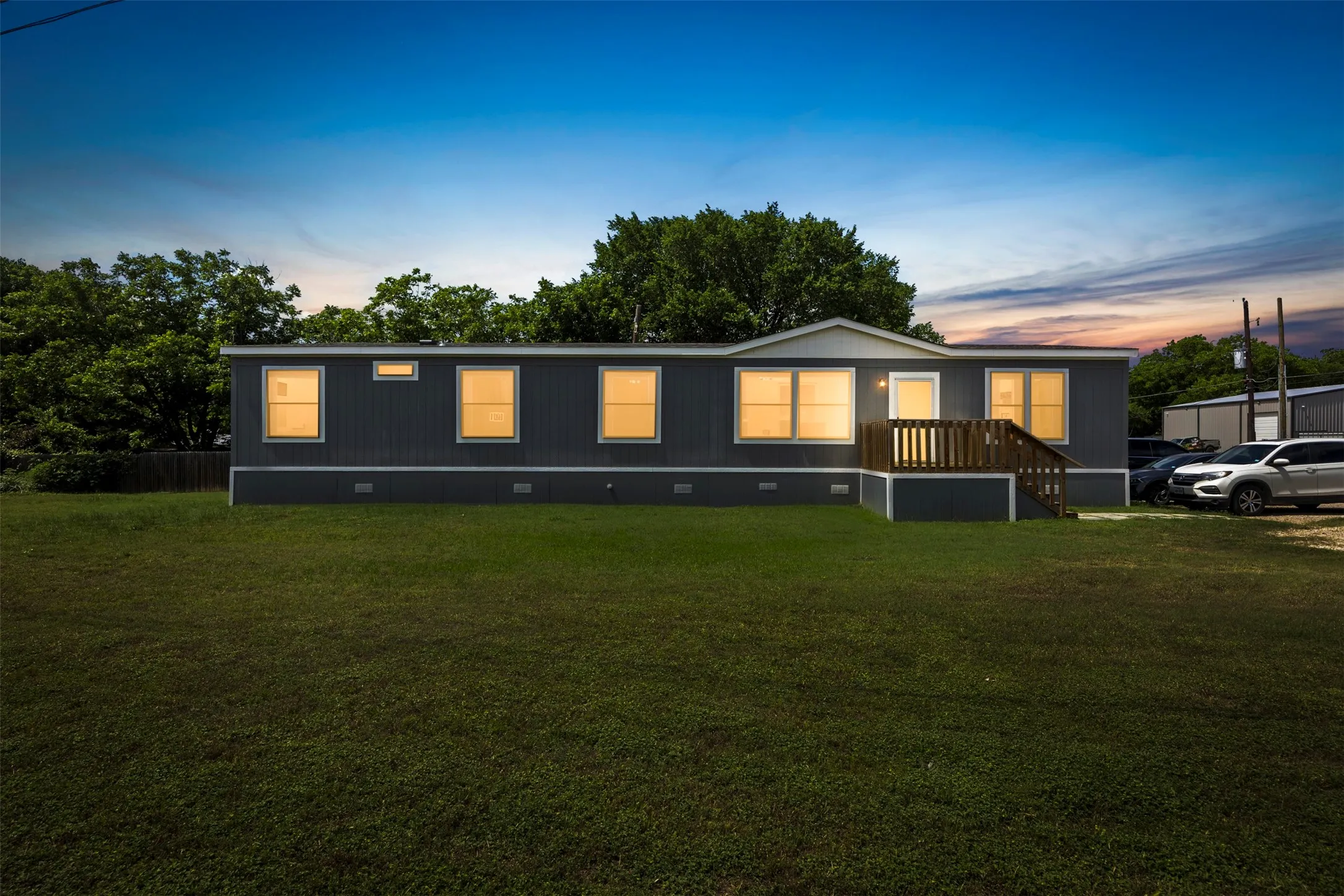 Mobile Home For Sale in Tarrant County , 101 Syble Jean Drive, Burleson, Texas 76028, 4 Bedrooms, 2 Bathrooms, Garage spaces, 1,292 Sqft, built in 1997, Price $299,900, mls#21277507, Real Estate Agent in Burleson, Homes For Sale in Tarrant county, Homes For Sale in Burleson, Realtor in Burleson Texas, Real Estate Brokerage Independent Realty Texas, Luminita Cordes Realtor
