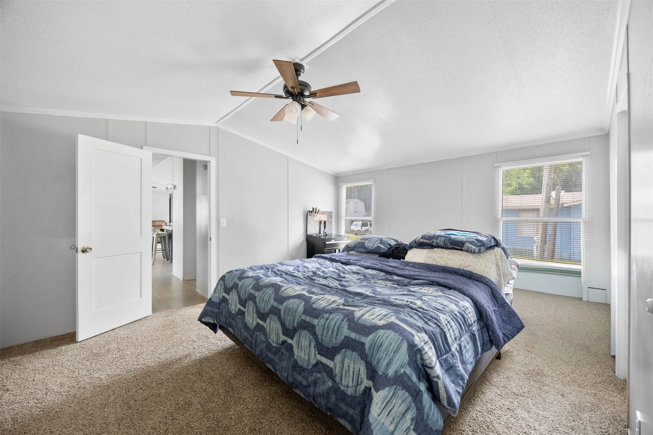 Mobile Home For Sale in Tarrant County , 105 Syble Jean Drive, Burleson, Texas 76028, 3 Bedrooms, 2 Bathrooms, Garage spaces, 1,292 Sqft, built in 1997, Price $199,999, mls#21277517, Real Estate Agent in Burleson, Homes For Sale in Tarrant county, Homes For Sale in Burleson, Realtor in Burleson Texas, Real Estate Brokerage Independent Realty Texas, Luminita Cordes Realtor