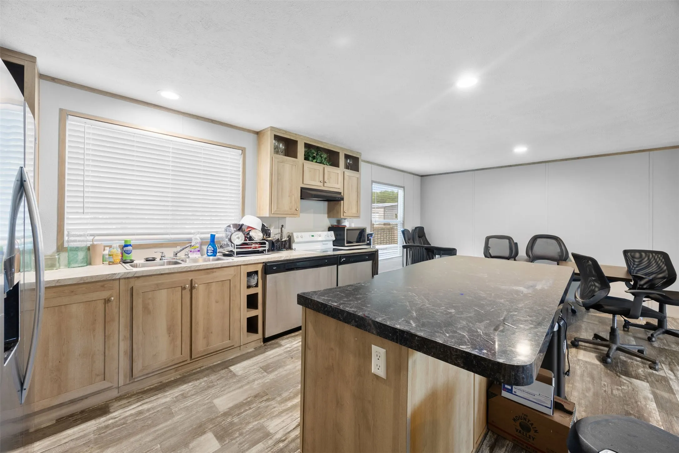 101 Syble Jean Dr